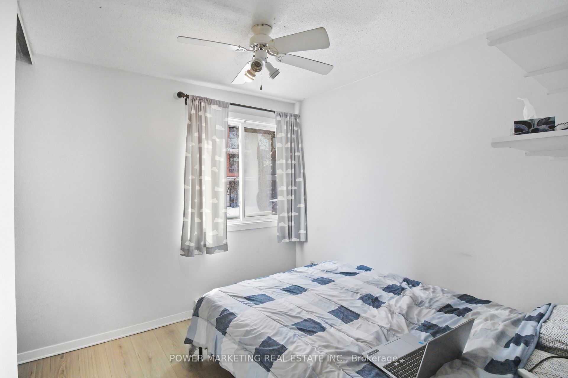 37 Robinson Avenue G Property Photo 8