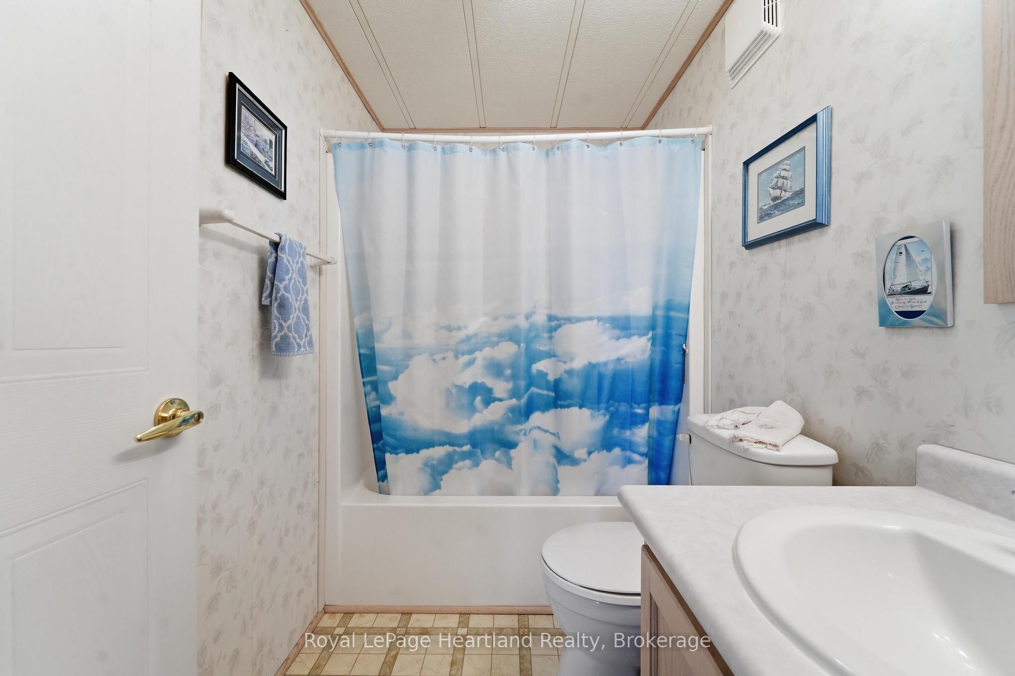 40 Algonquin Lane Property Photo 17