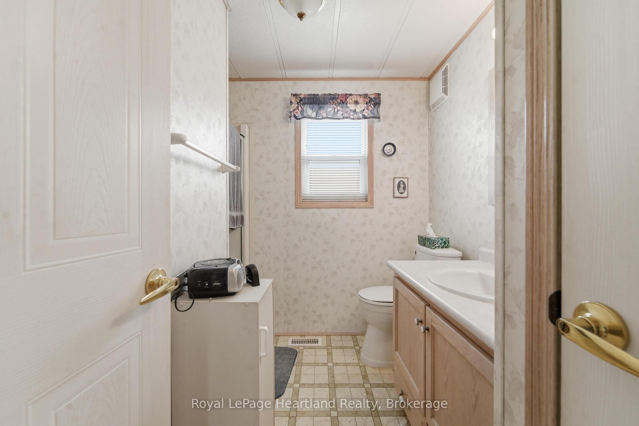 40 Algonquin Lane Property Photo 24