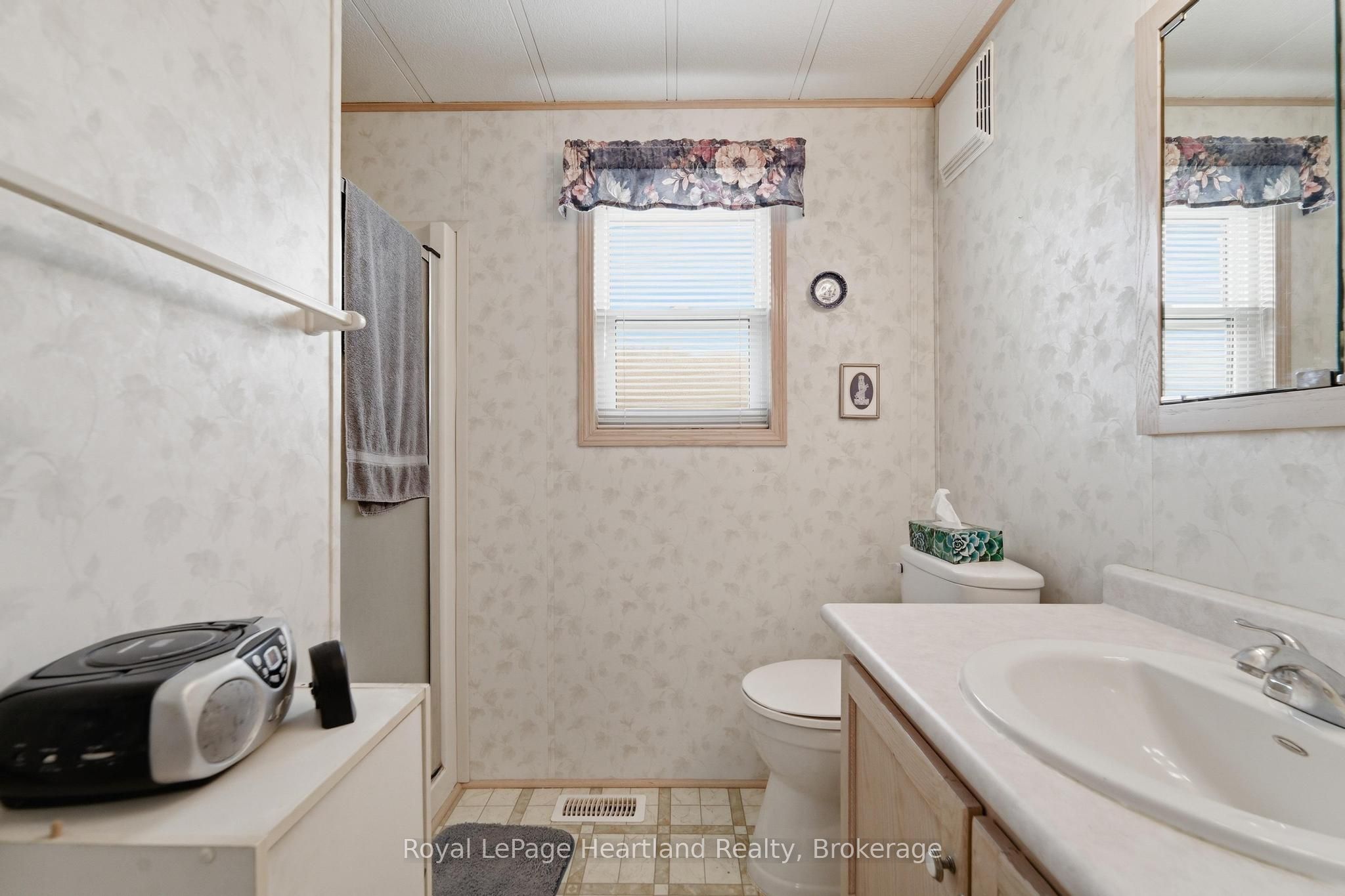 40 Algonquin Lane Property Photo 25