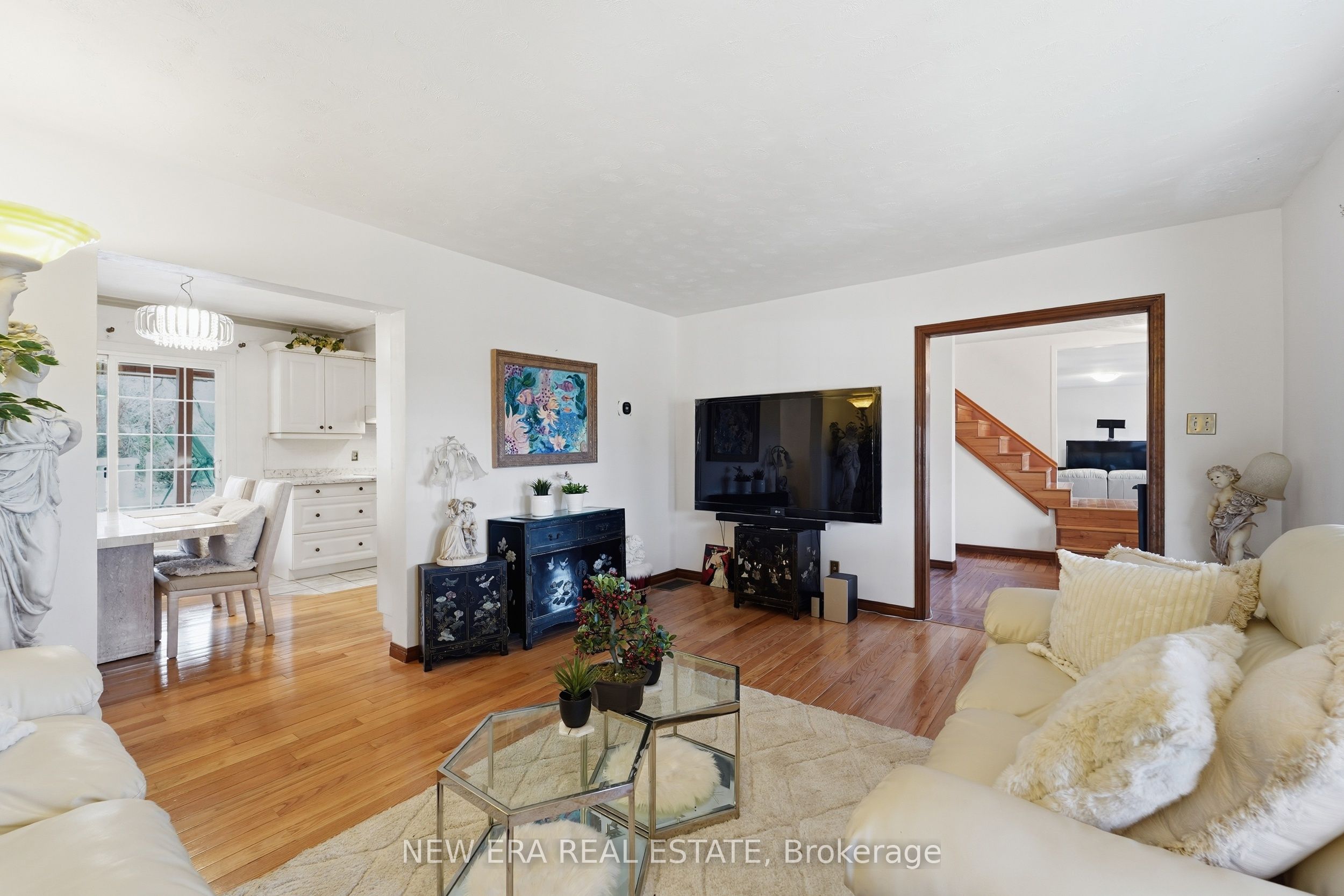645 Hatton Avenue Property Photo 7