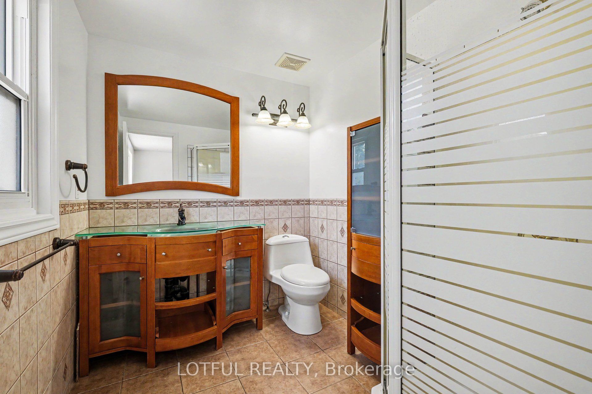 52 Fair Oaks Crescent Property Photo 16
