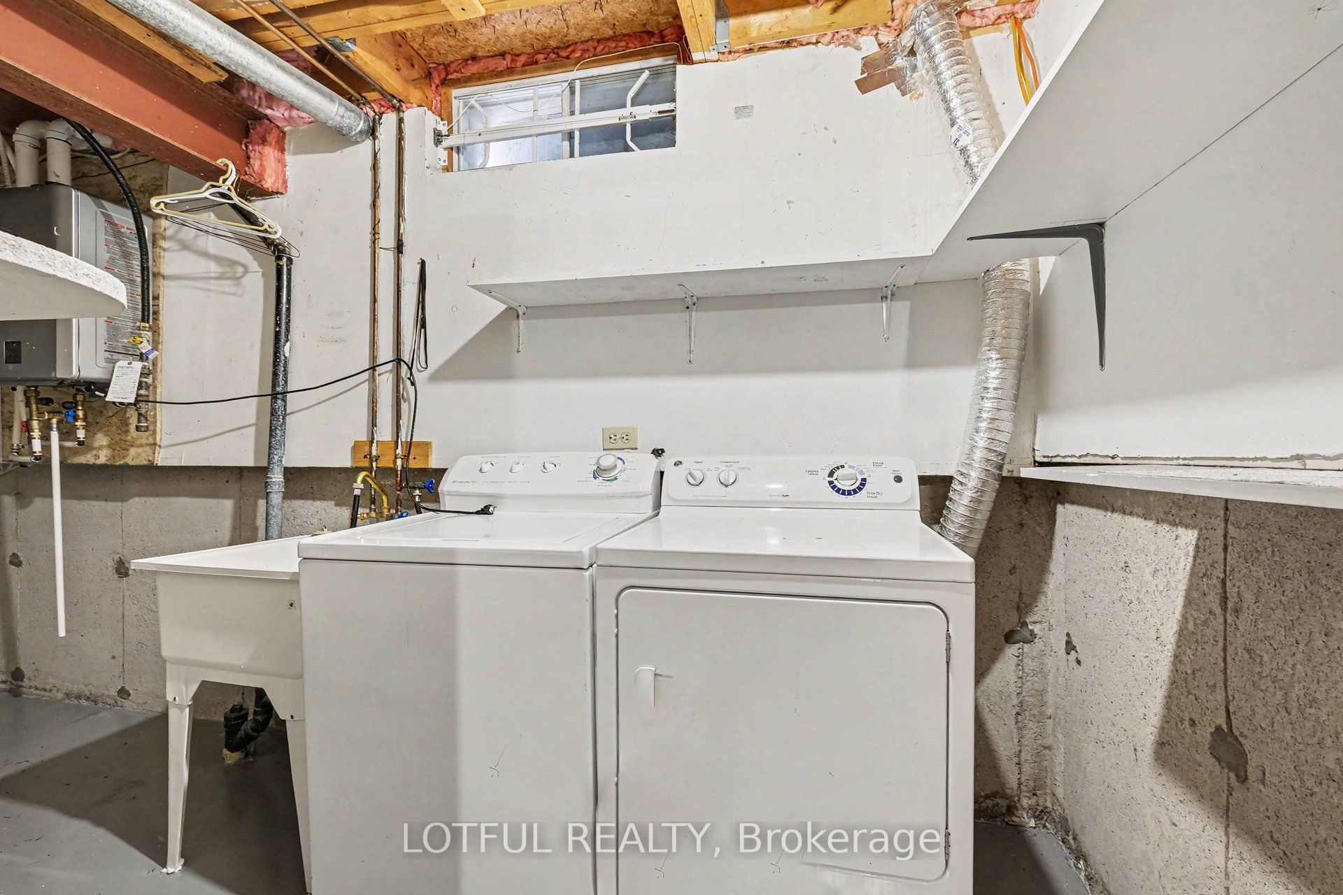 52 Fair Oaks Crescent Property Photo 23