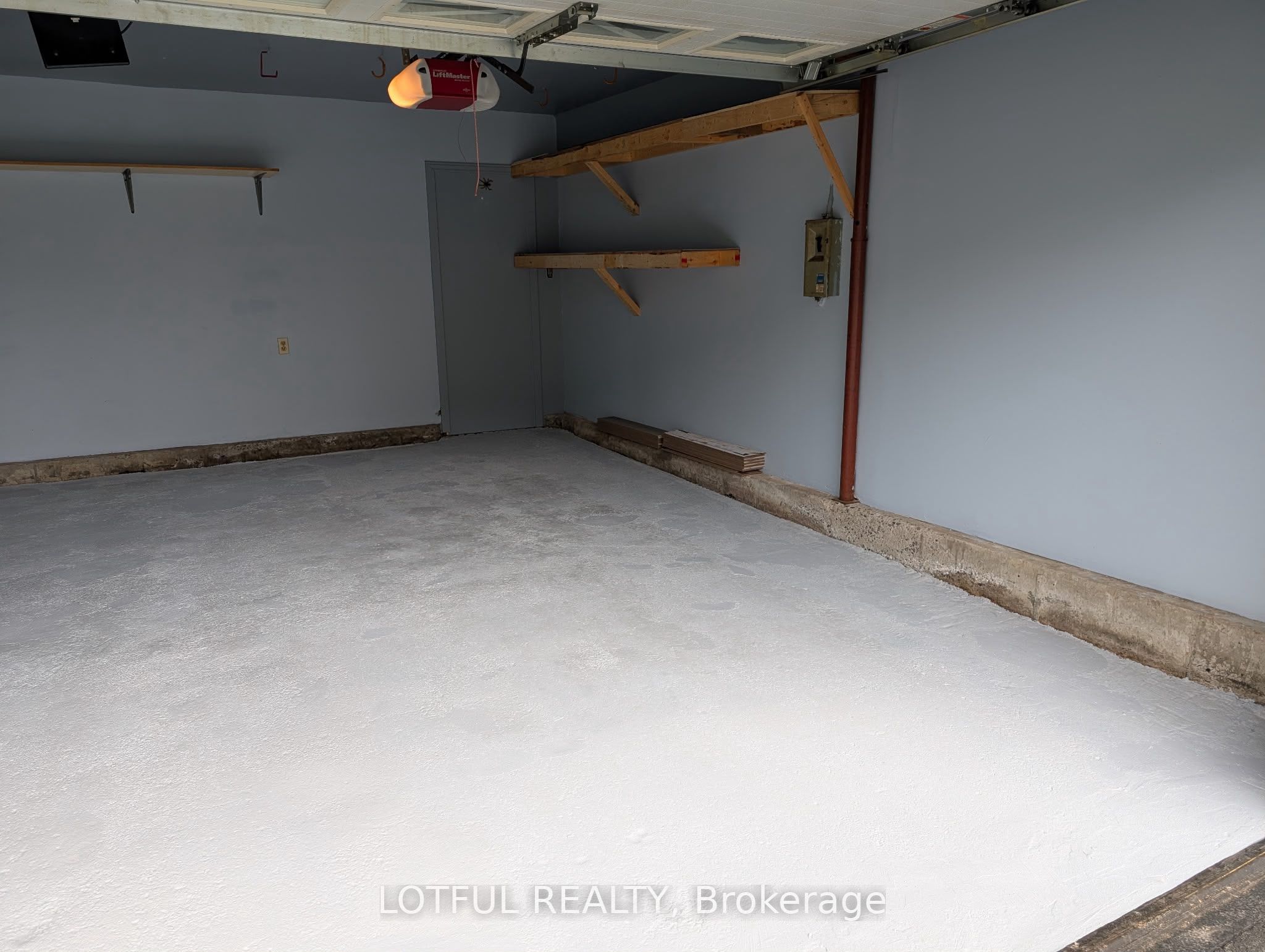 52 Fair Oaks Crescent Property Photo 27