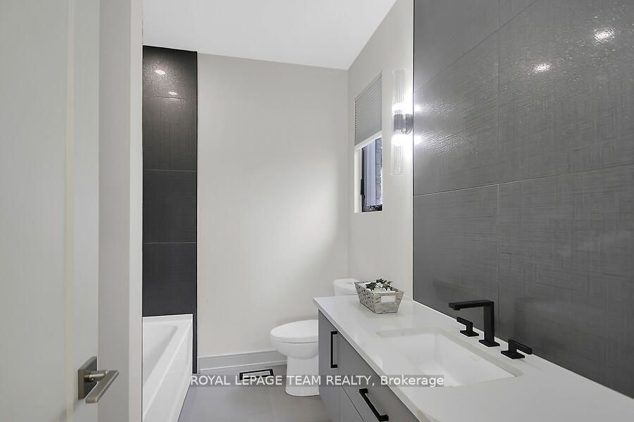 6865 Pebble Trail Way Property Photo 34