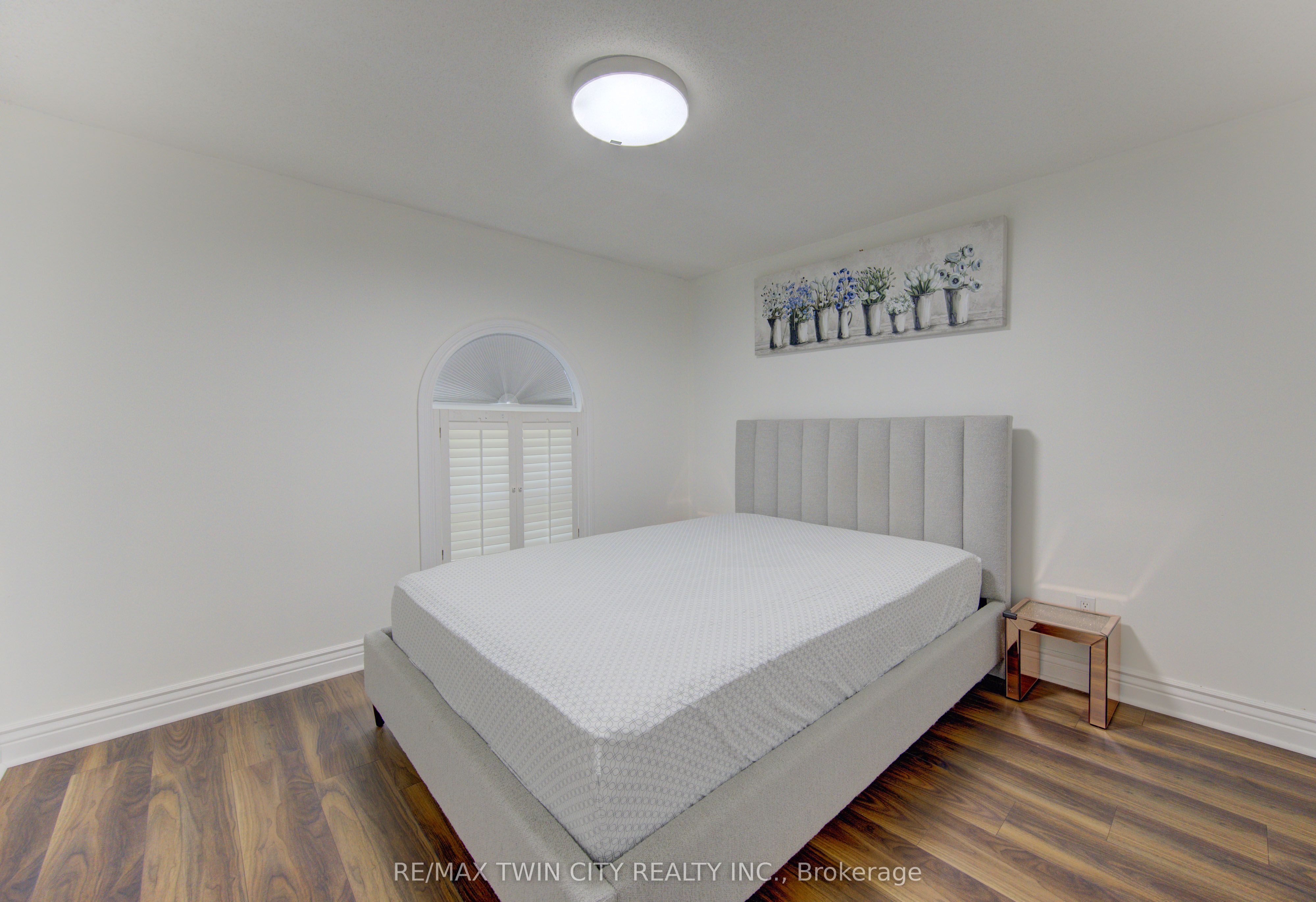 32 Enfield Drive Property Photo 17