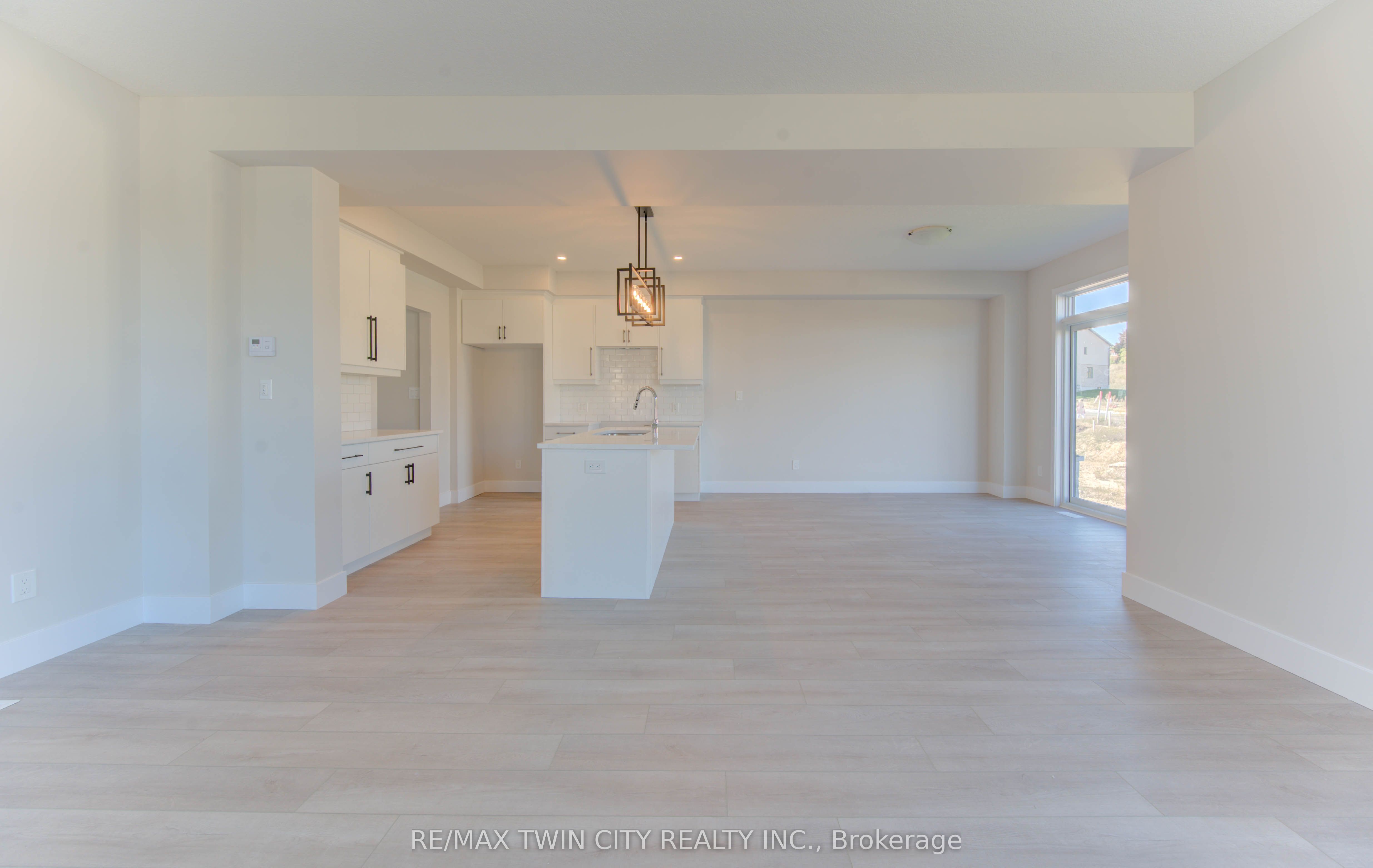 171 Otterbein Road Property Photo 6