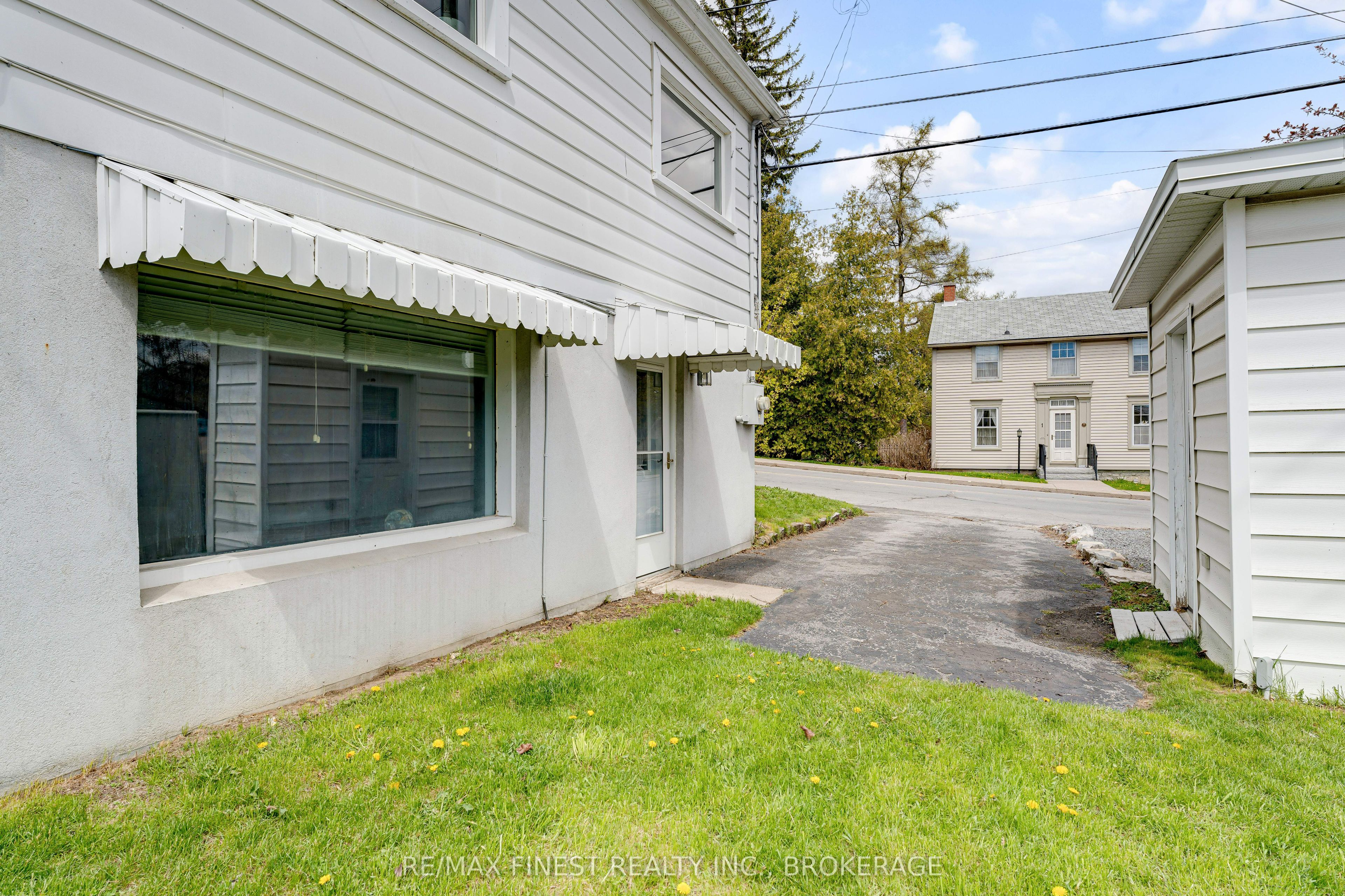 6 Baiden Street Property Photo 33