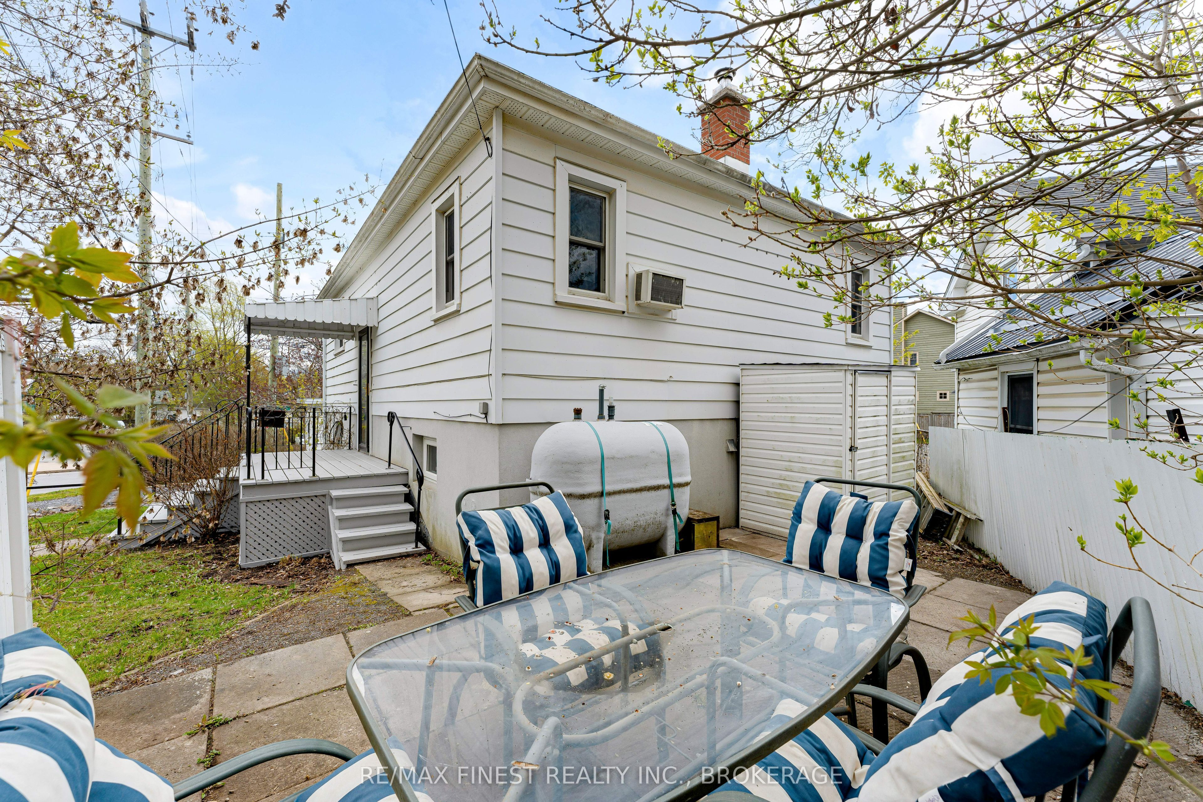 6 Baiden Street Property Photo 37