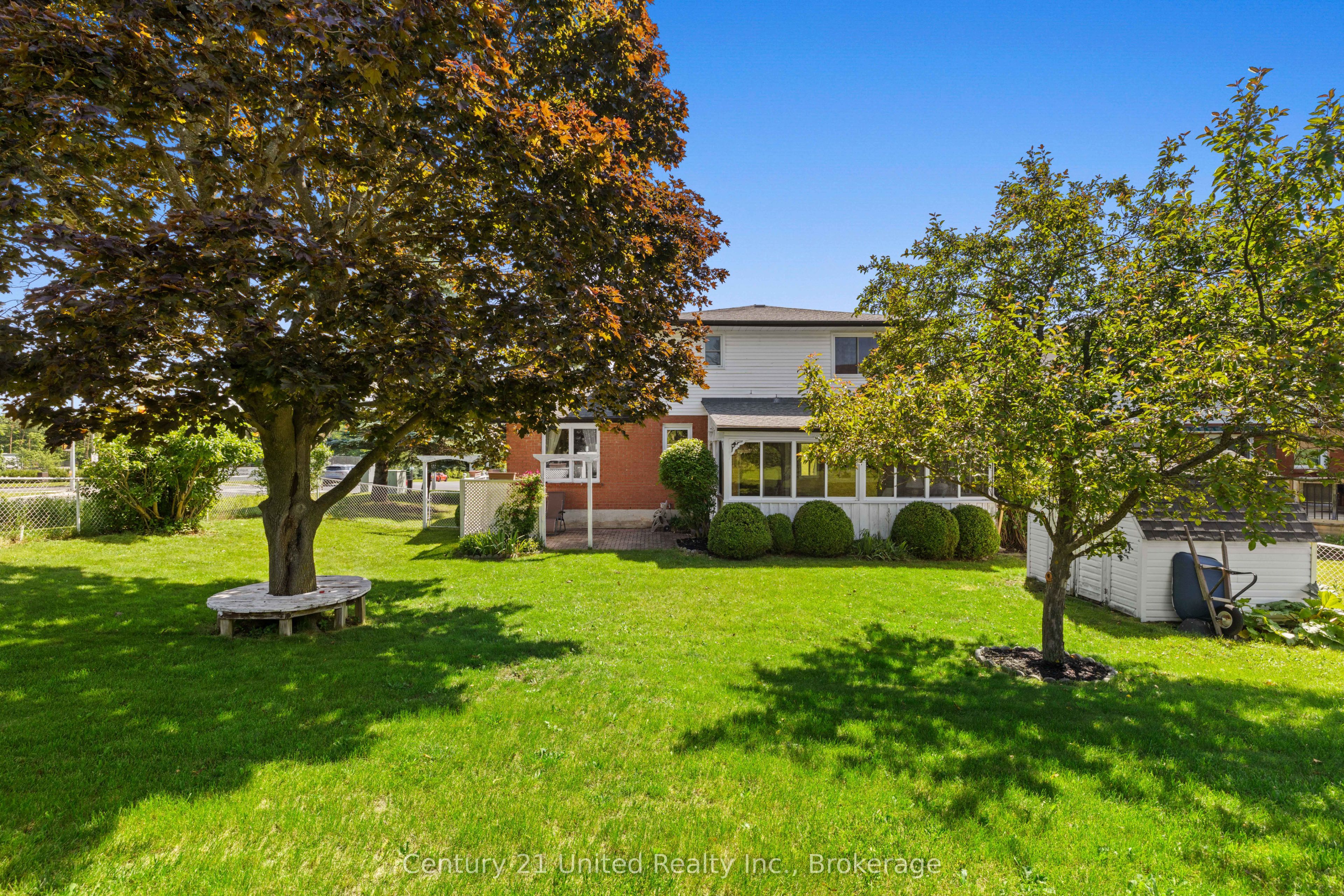 2317 Woodglade Boulevard Property Photo 3