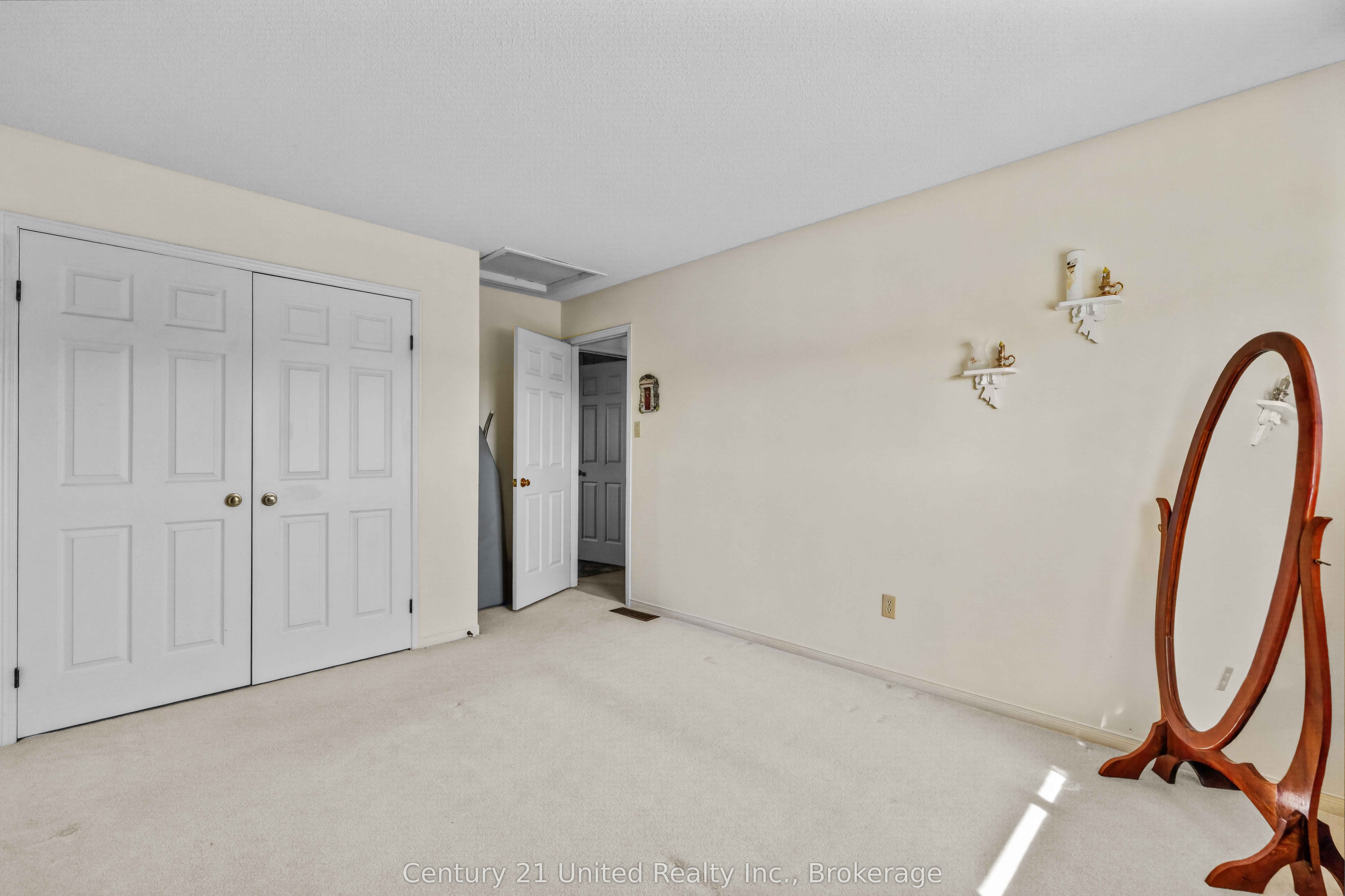 2317 Woodglade Boulevard Property Photo 35