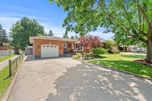 33 Meadowbrook Crescent Property Photo 43