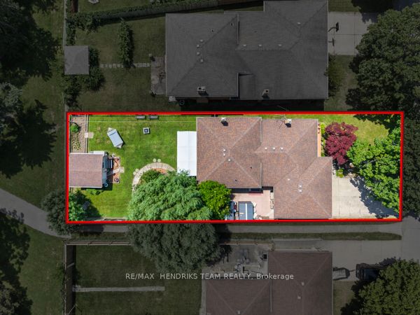 33 Meadowbrook Crescent Property Photo 48