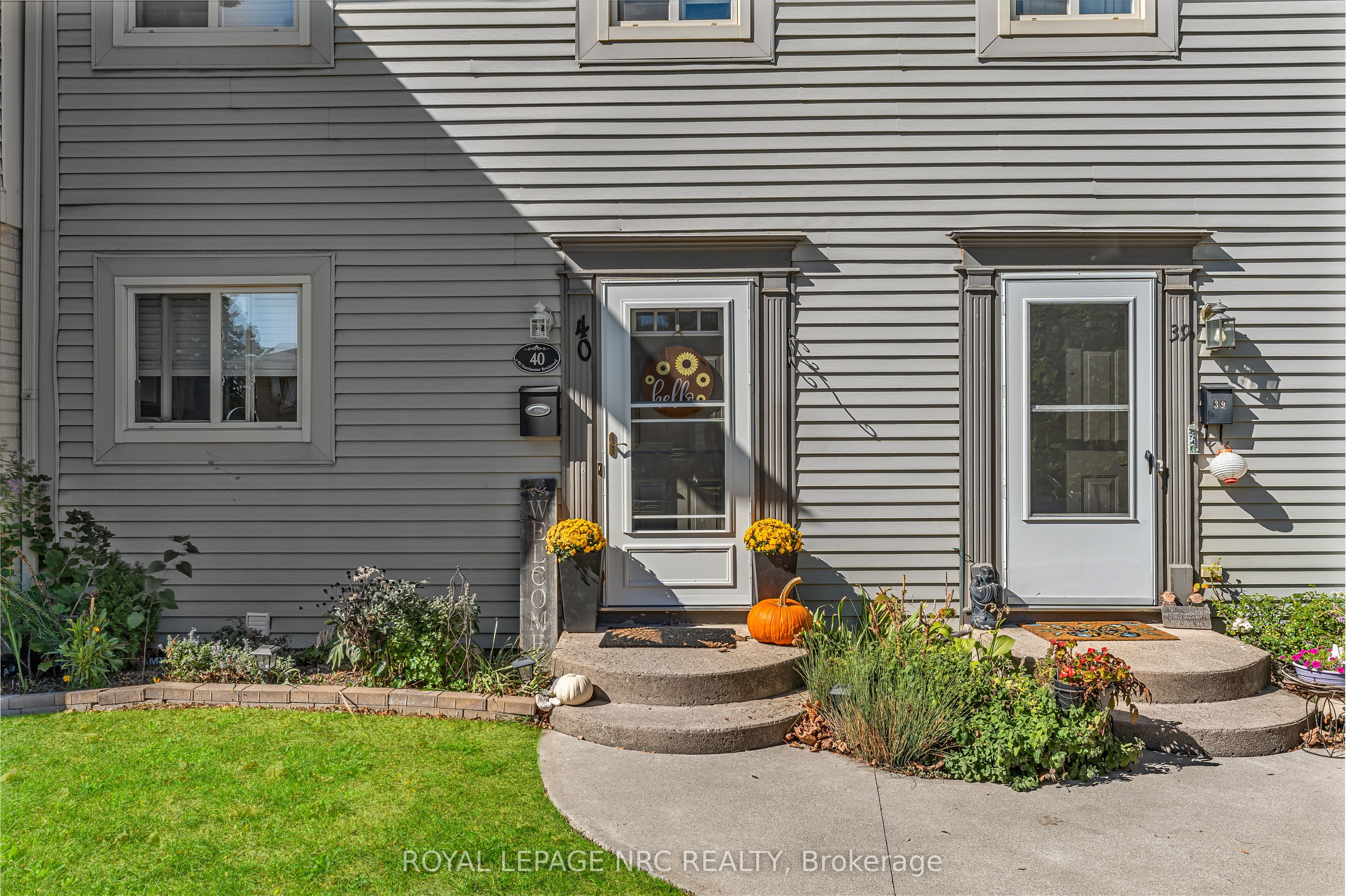 65 Dorchester Boulevard 40 Property Photo 2