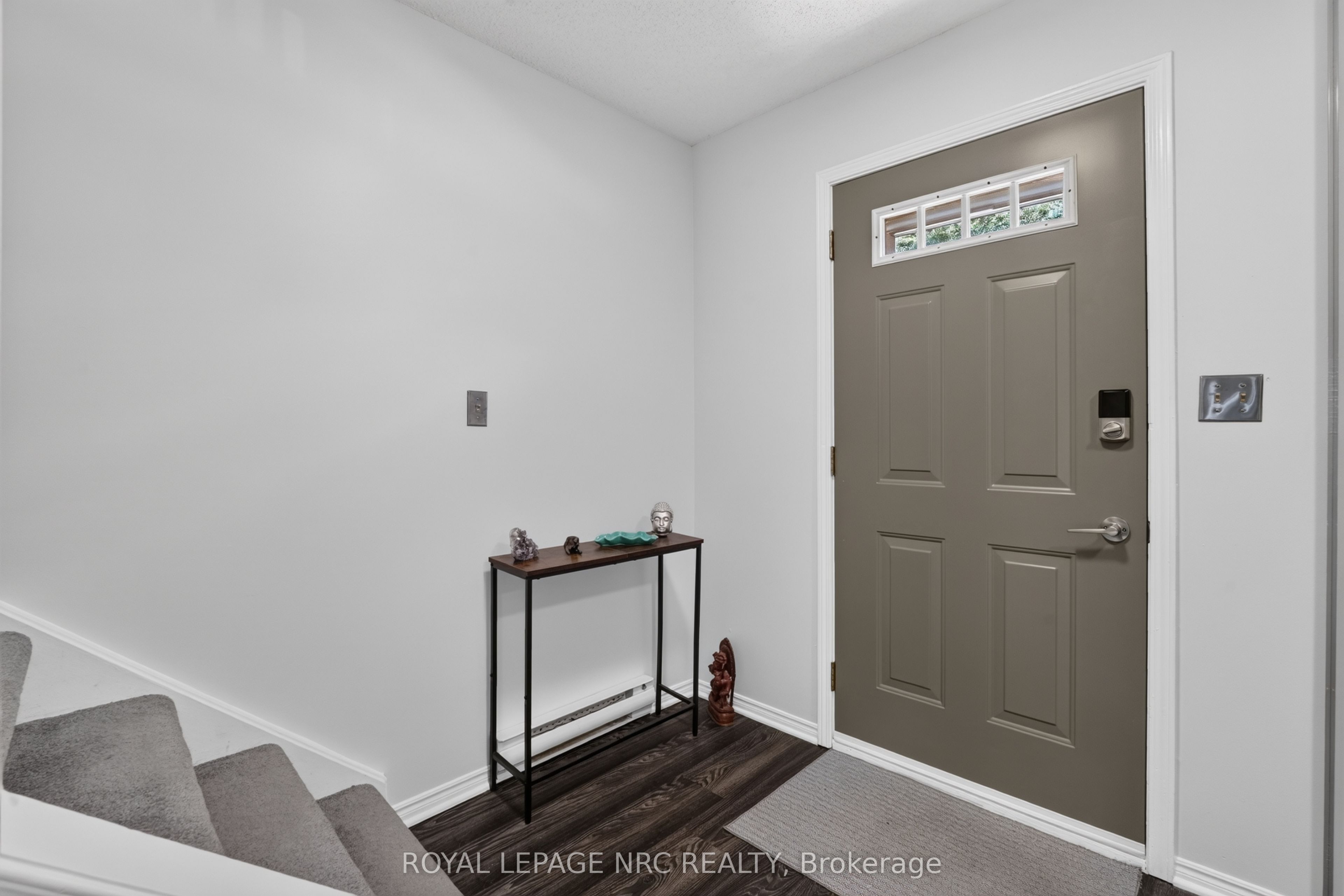 65 Dorchester Boulevard 40 Property Photo 23
