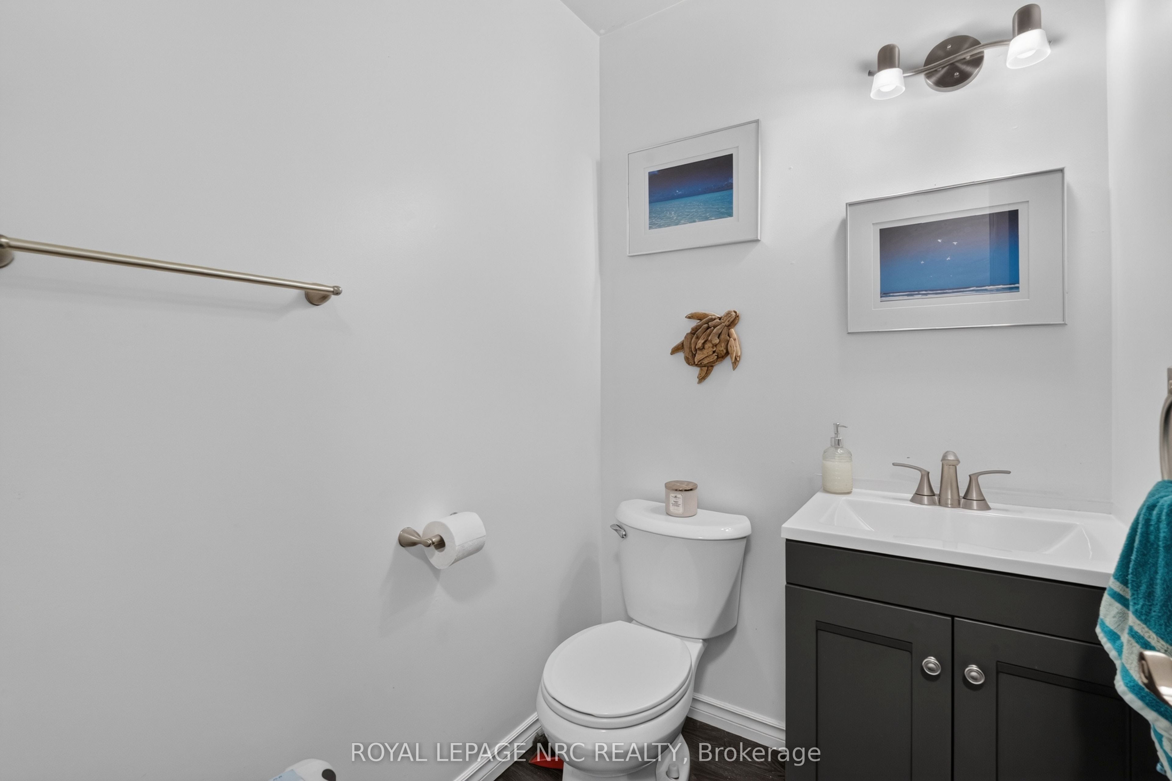 65 Dorchester Boulevard 40 Property Photo 25
