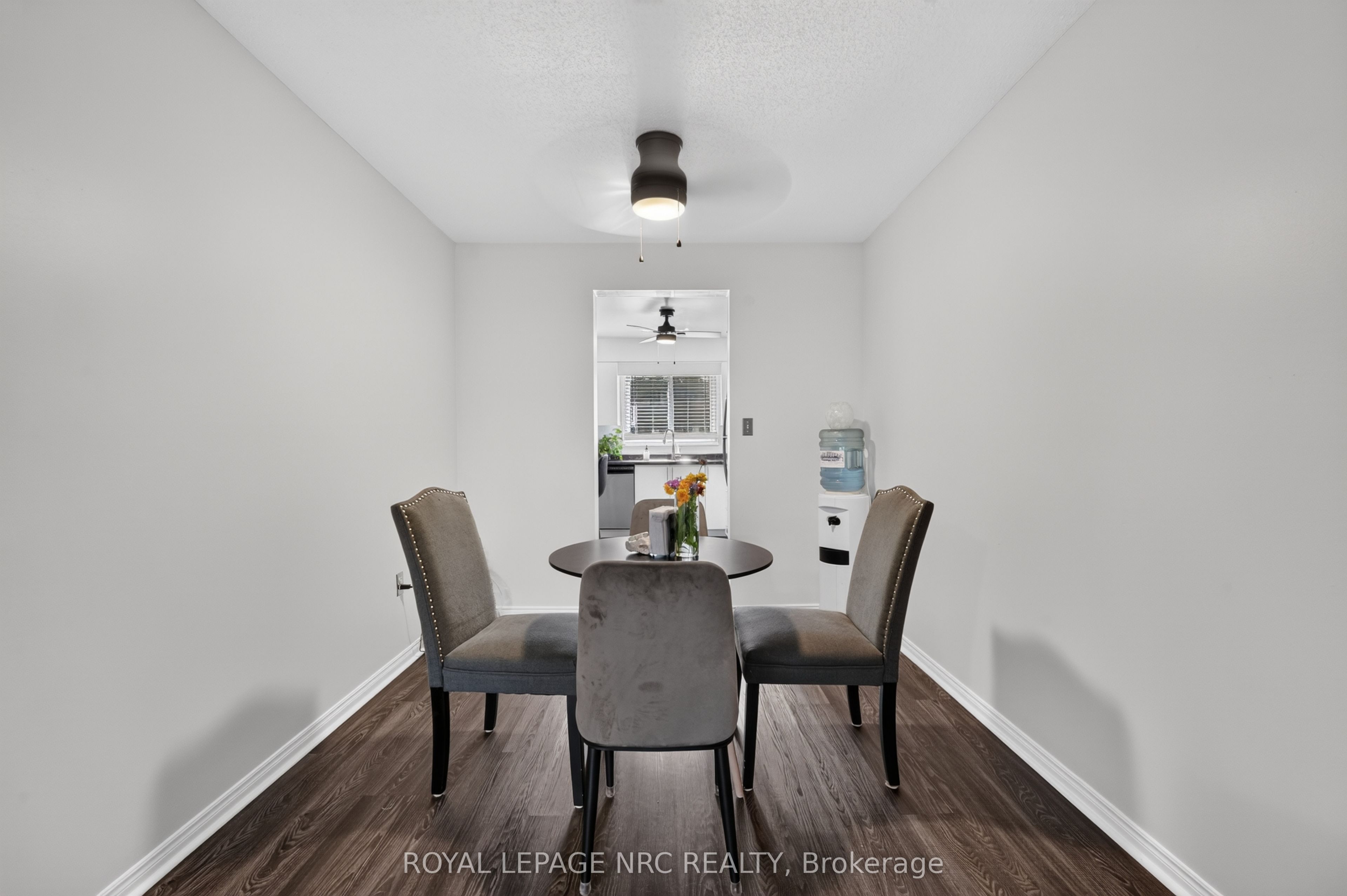65 Dorchester Boulevard 40 Property Photo 33