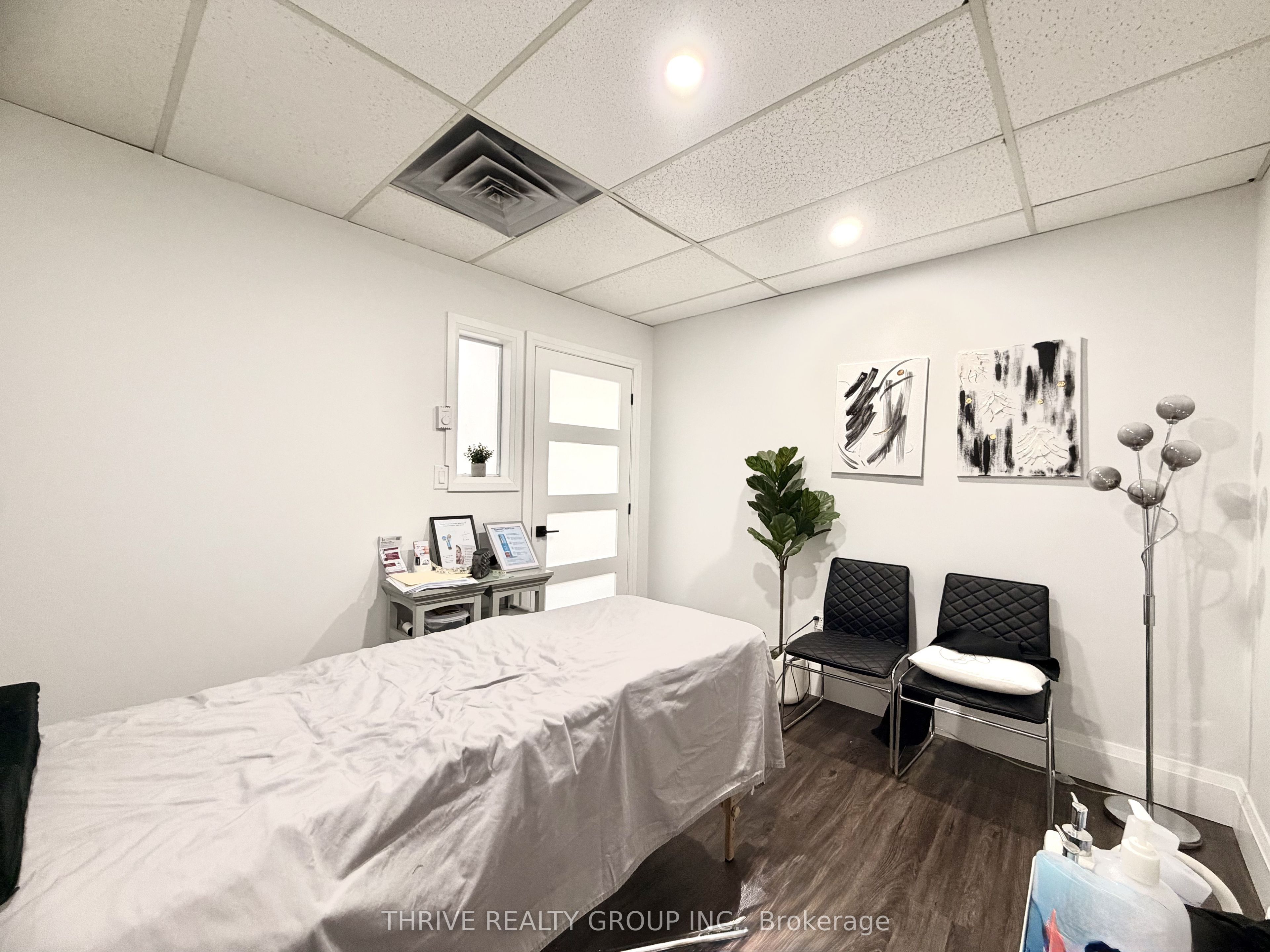 1288 Commissioners Road W 211 Property Photo 13