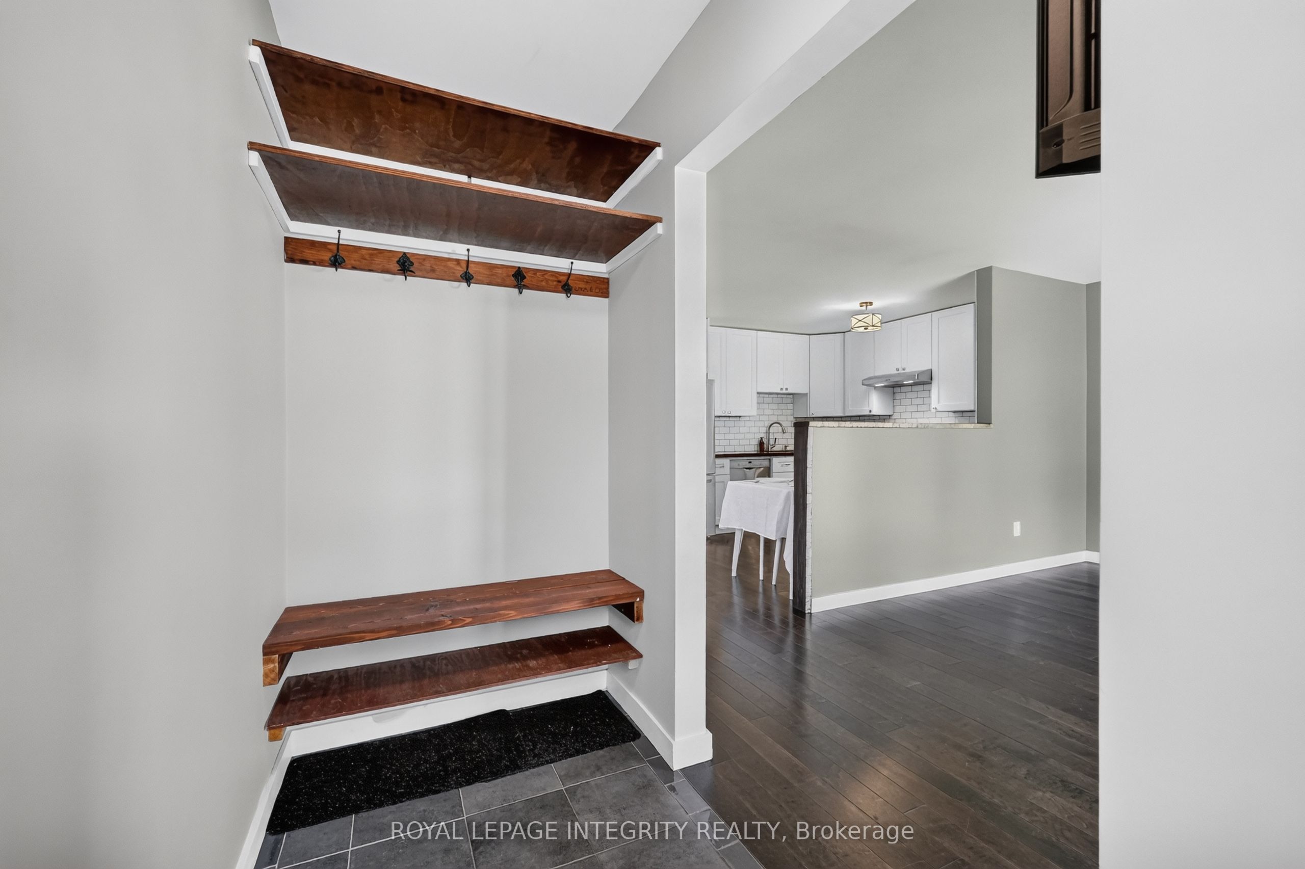 127 Morton Drive Property Photo 3