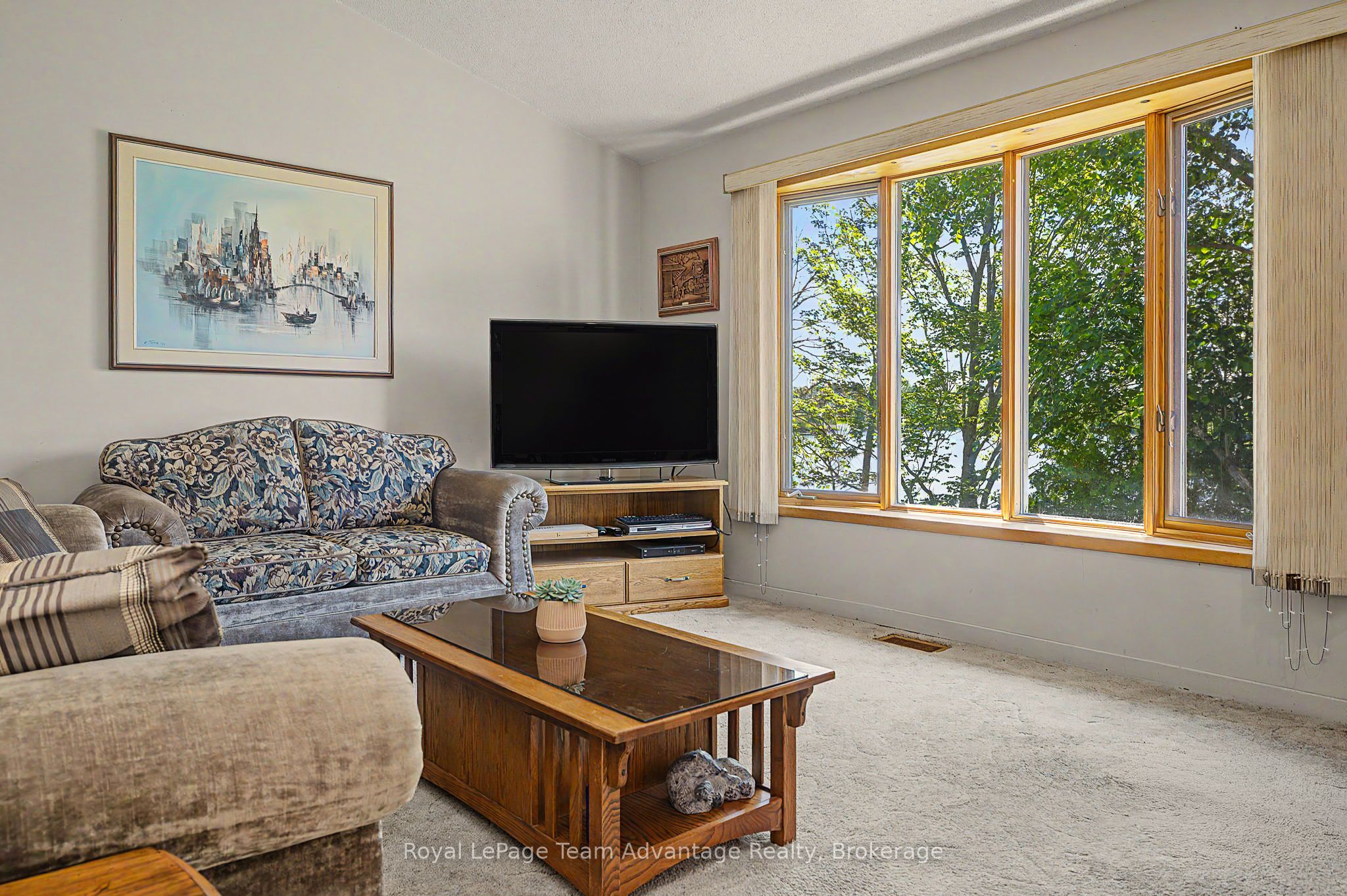 4 & 6 Sharon Park Drive Property Photo 13