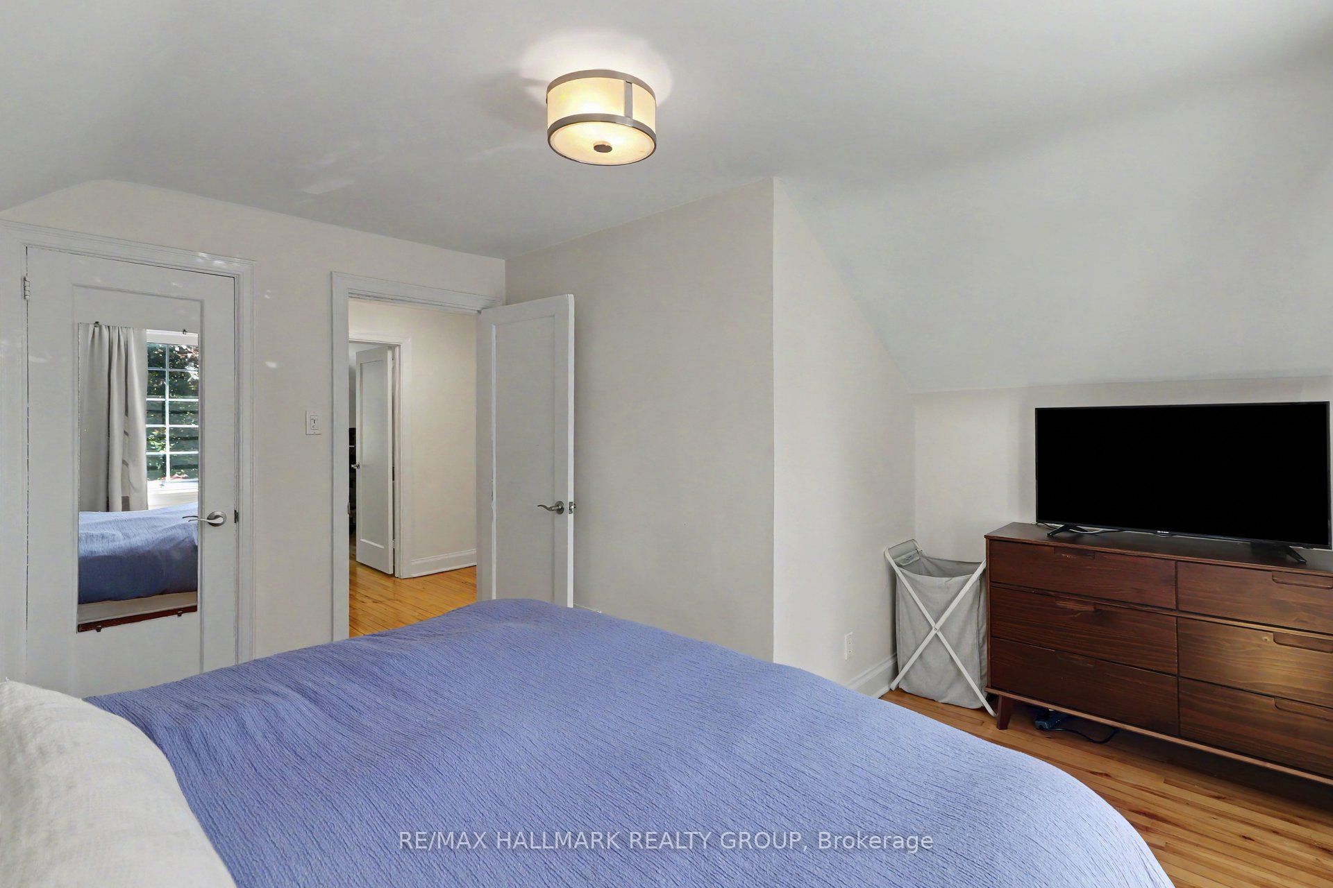 99 Dagmar Avenue Property Photo 17