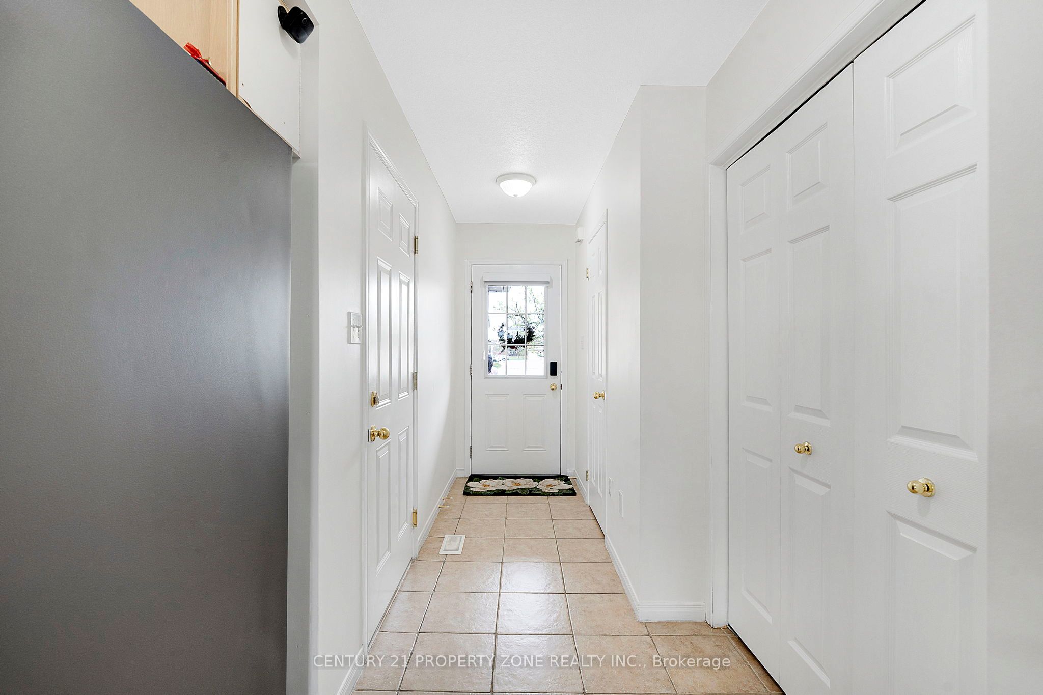 210 Dawn Avenue 35 Property Photo 7