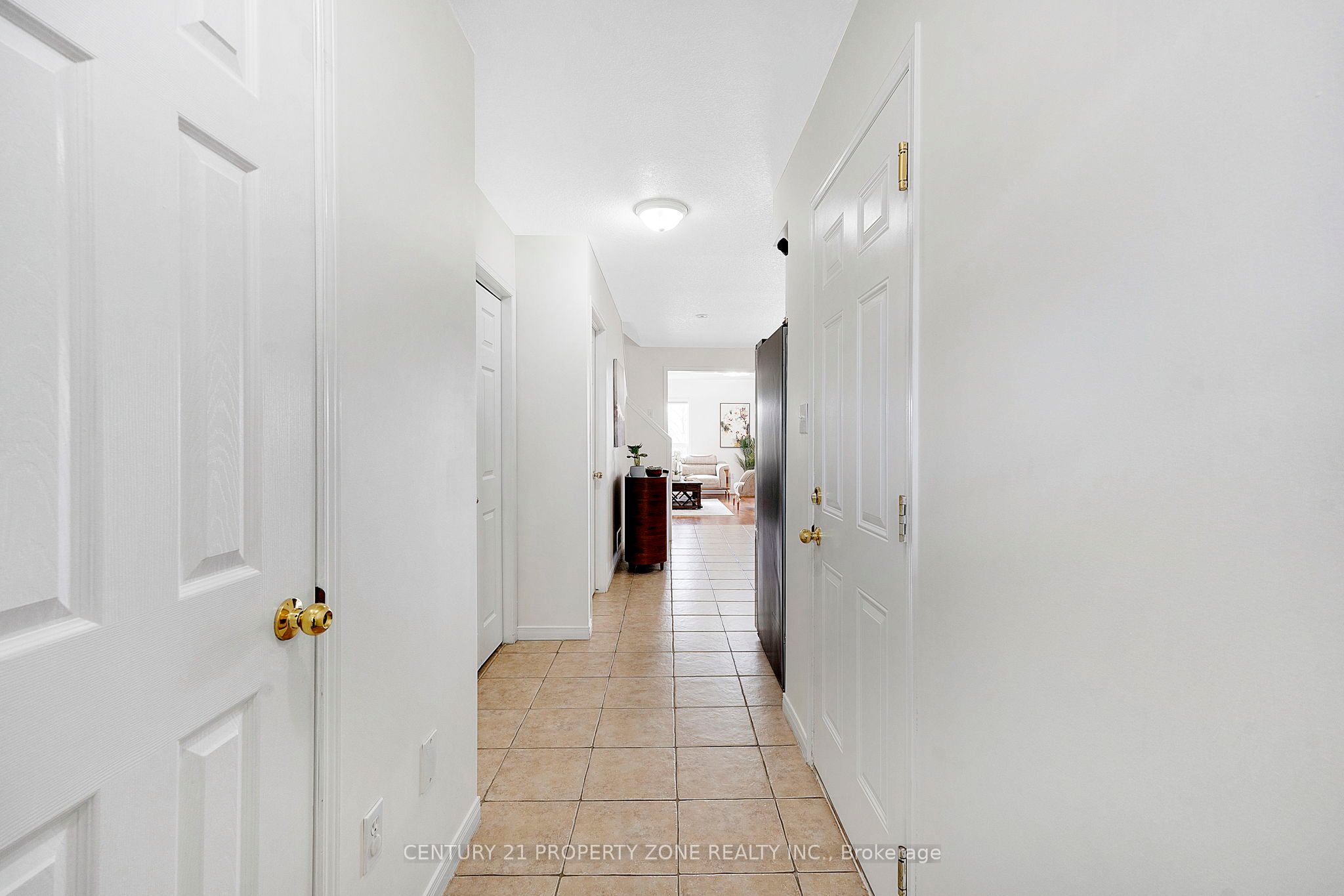 210 Dawn Avenue 35 Property Photo 8