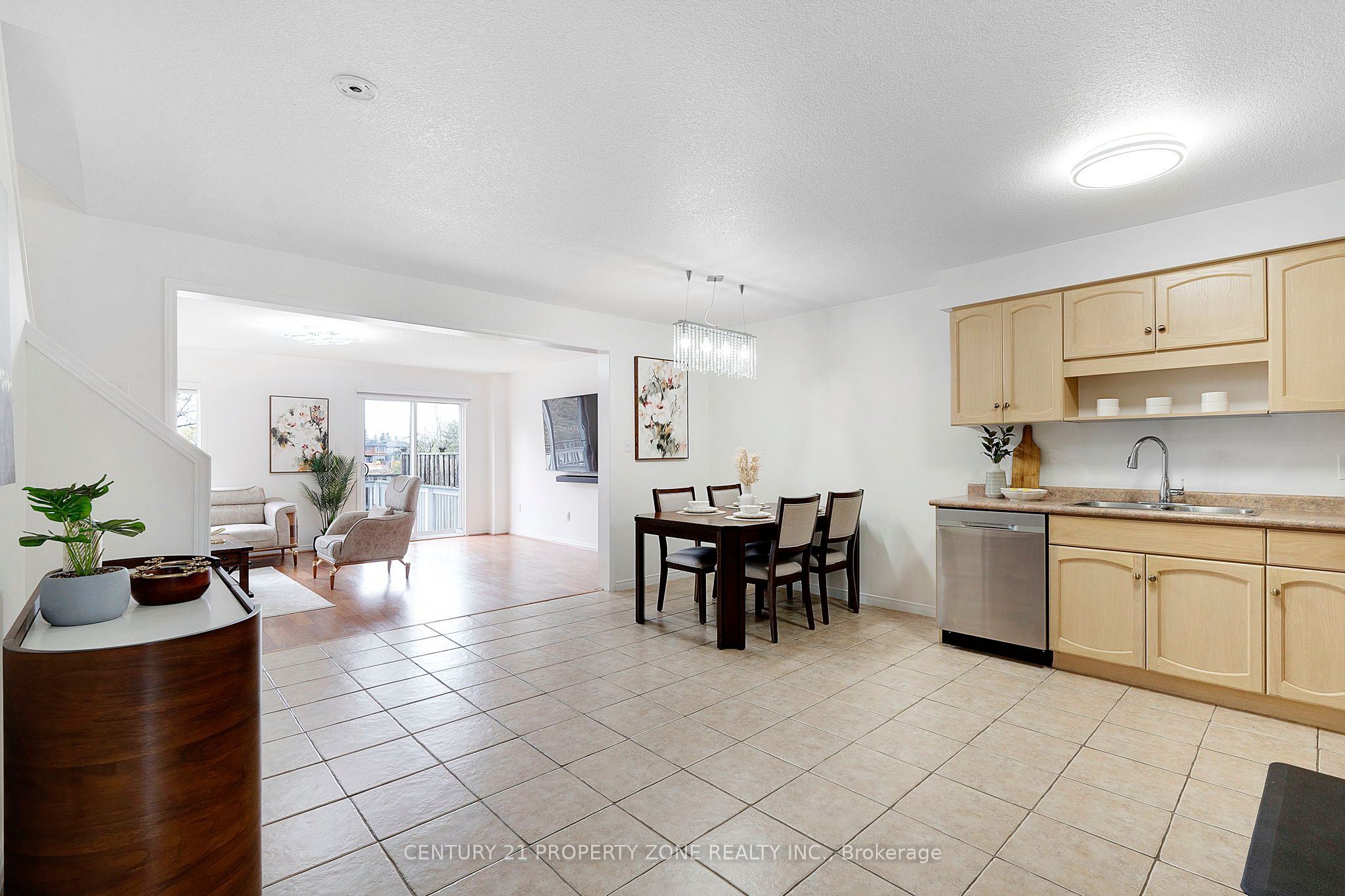 210 Dawn Avenue 35 Property Photo 9