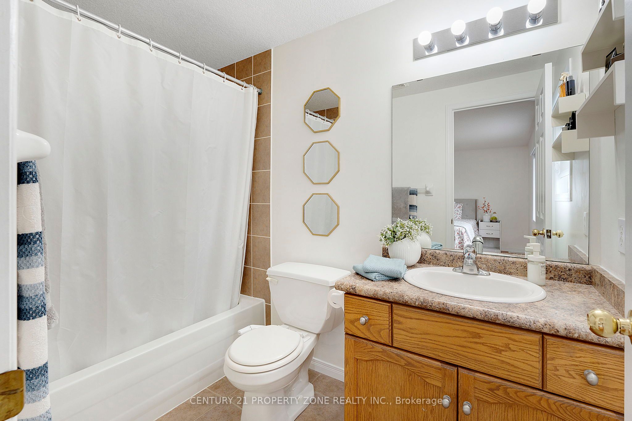 210 Dawn Avenue 35 Property Photo 22