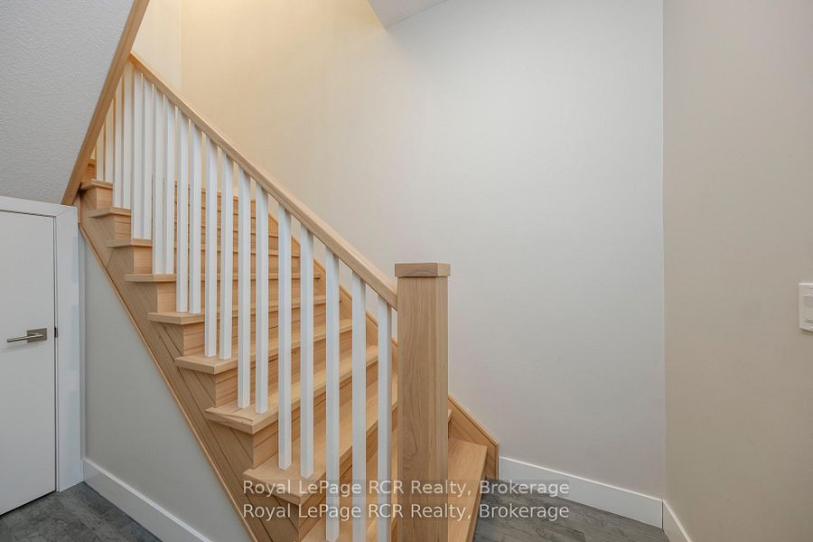 9 Sunset Place Property Photo 14