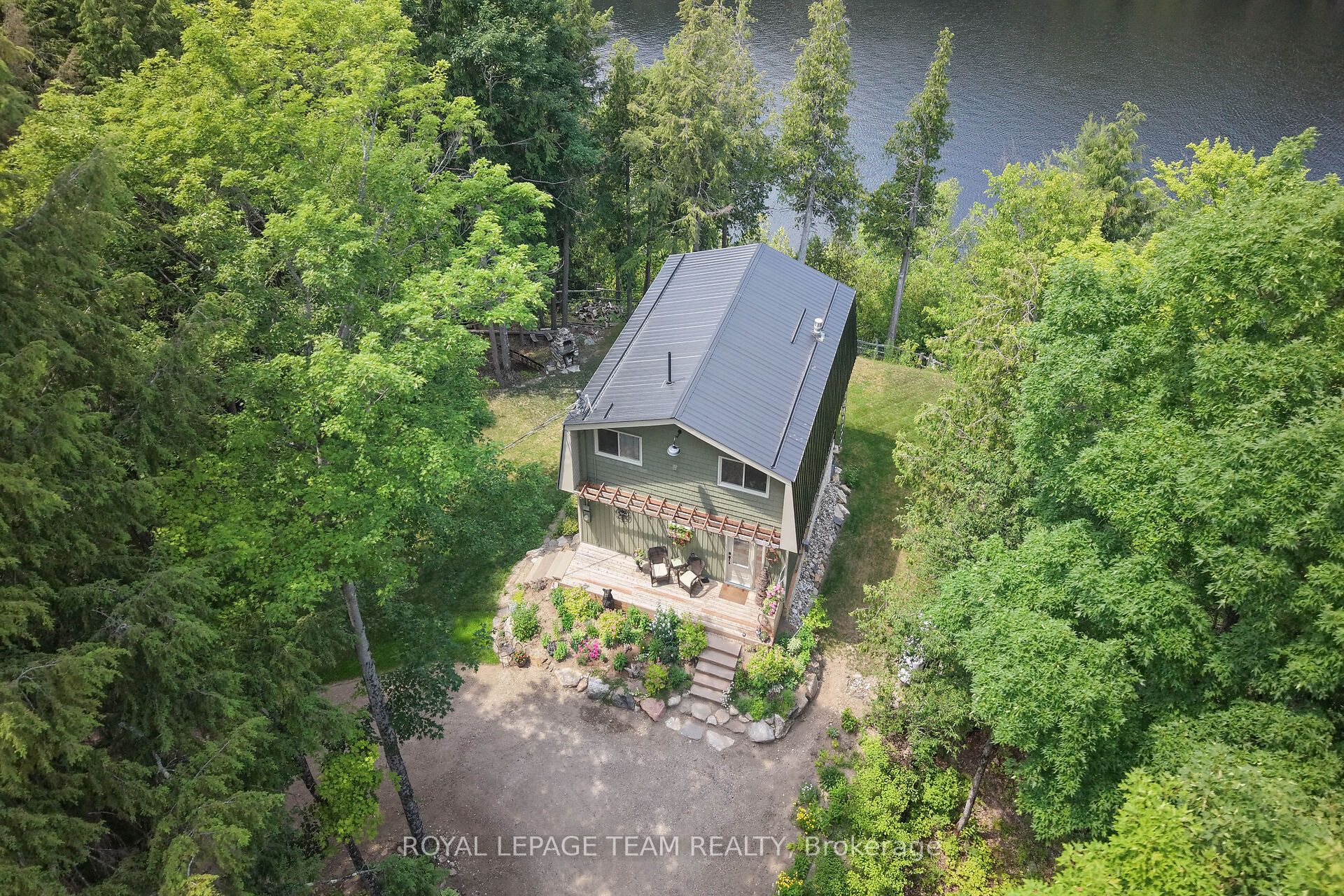 102 A Mcvicar Lane Property Photo 2