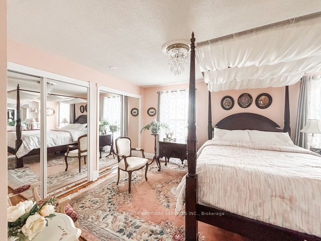 49 Centre Street Property Photo 17