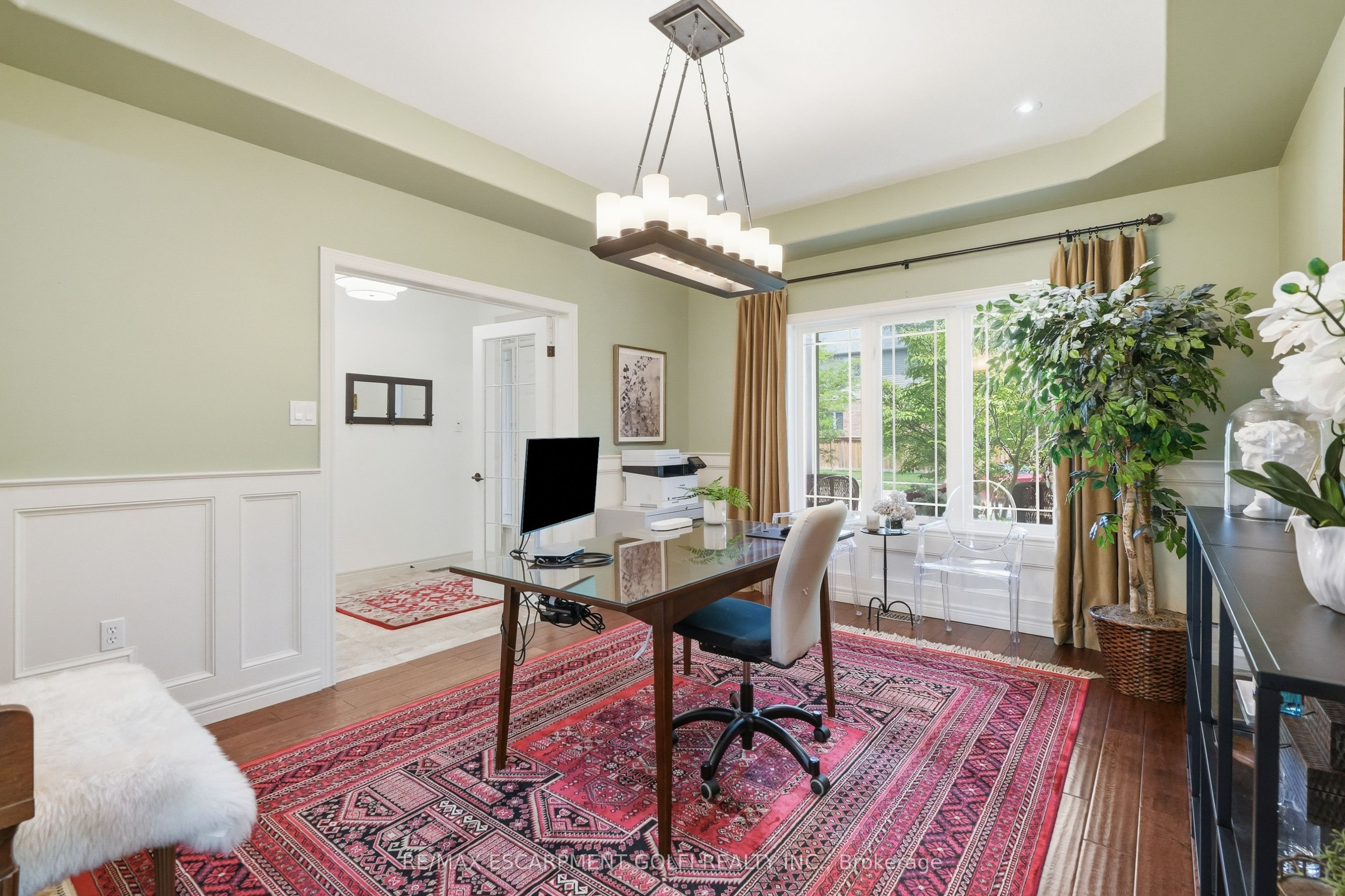 129 Magnificent Way Property Photo 6