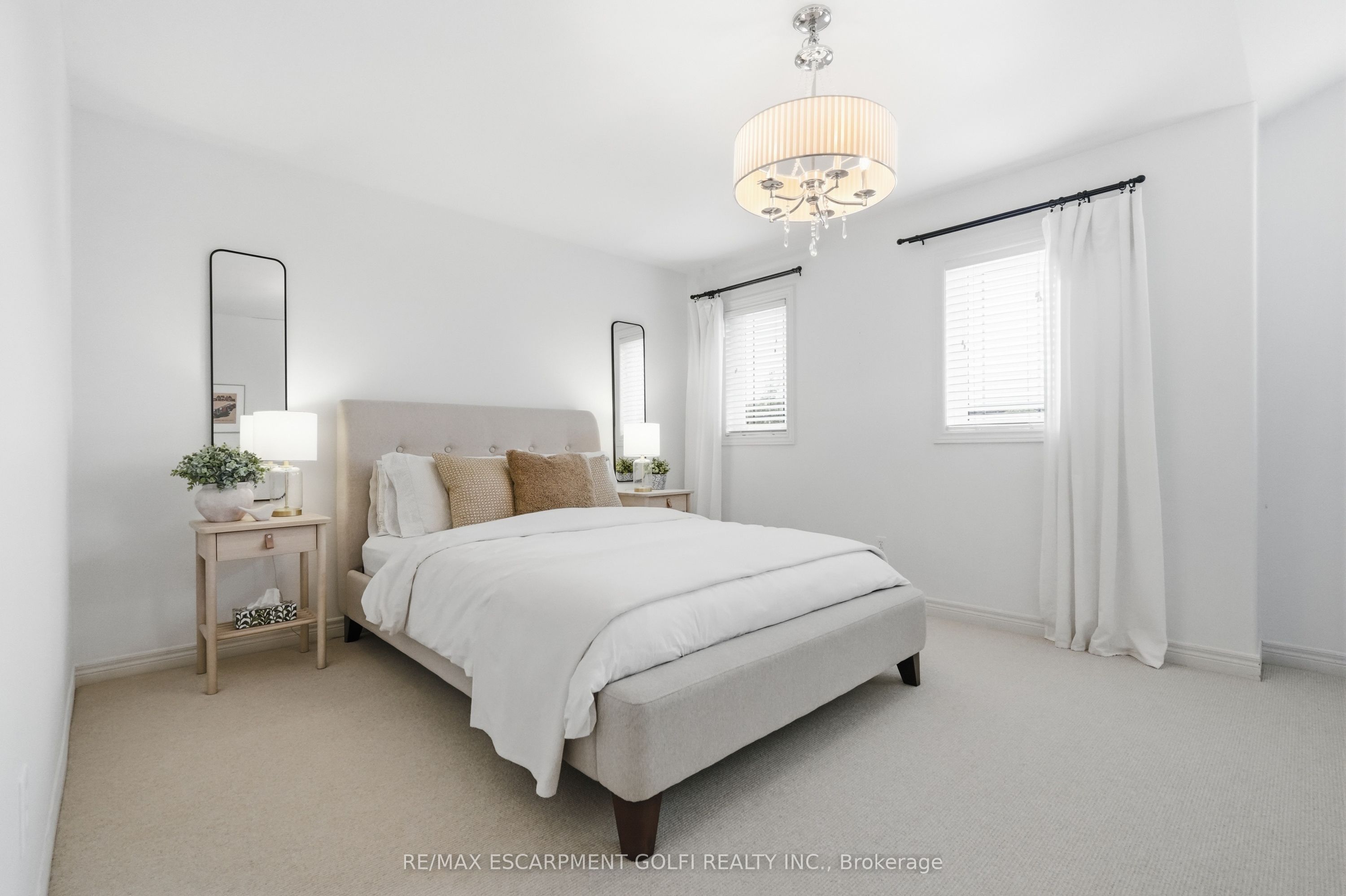 129 Magnificent Way Property Photo 24