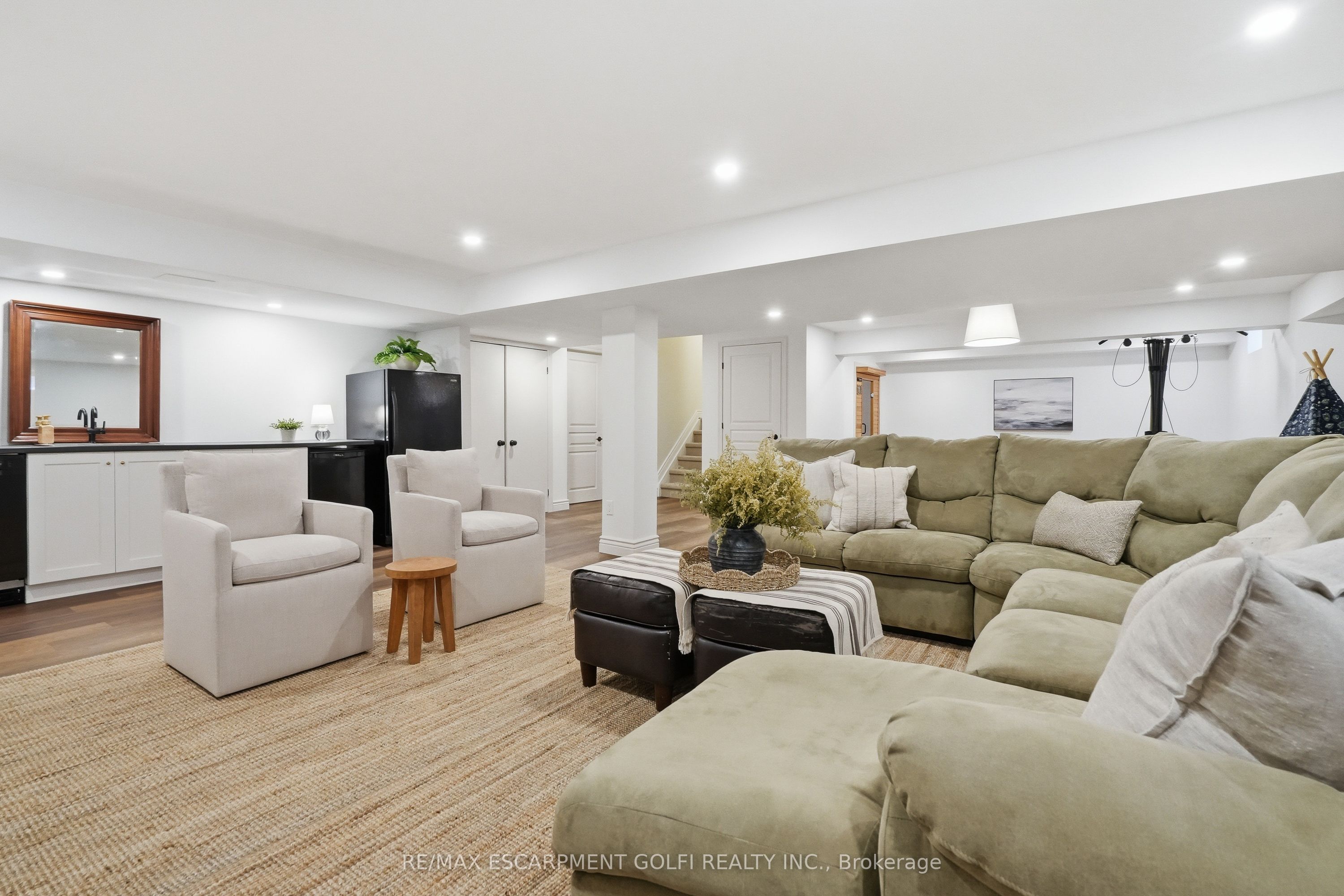 129 Magnificent Way Property Photo 31