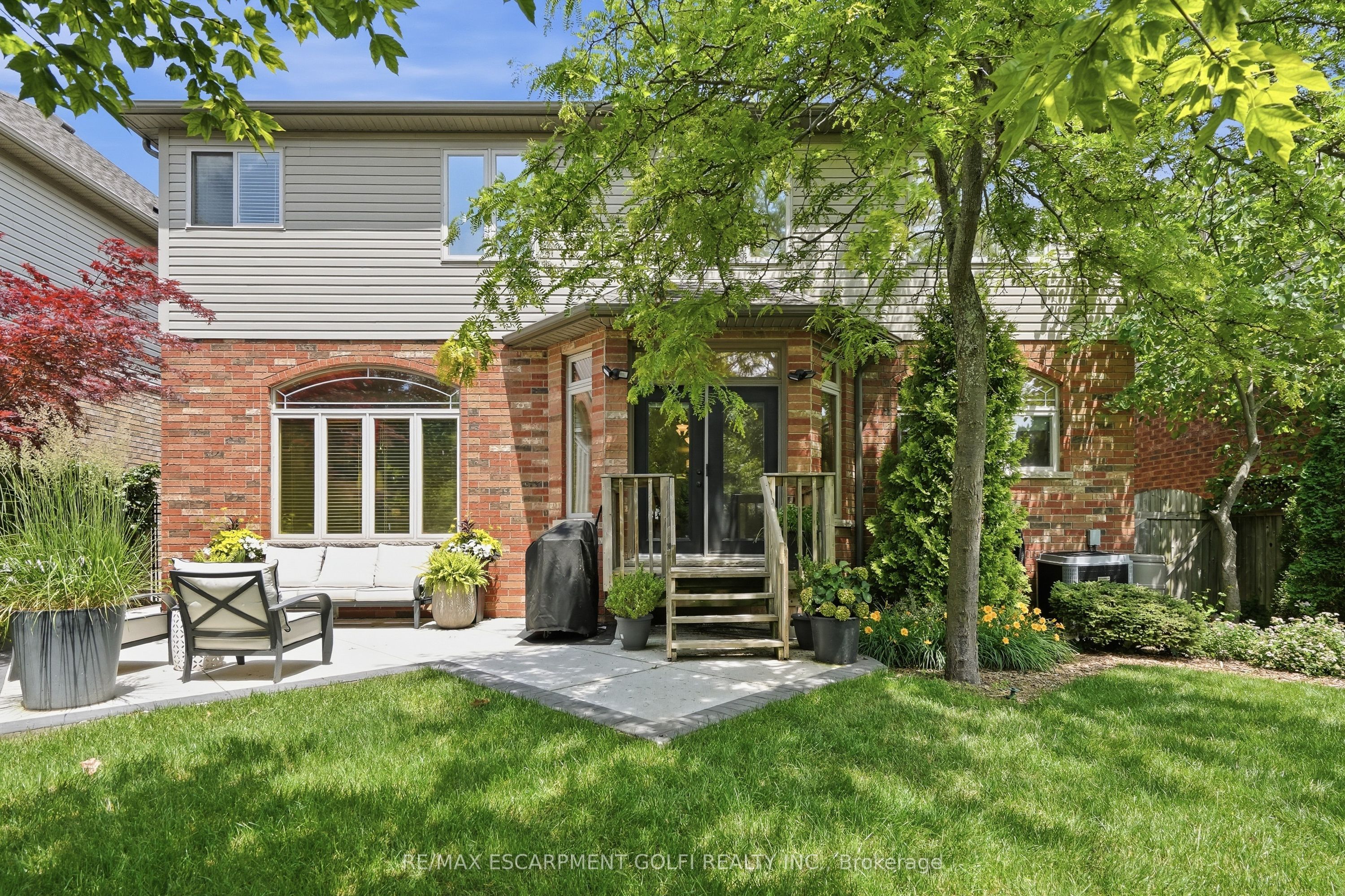 129 Magnificent Way Property Photo 38