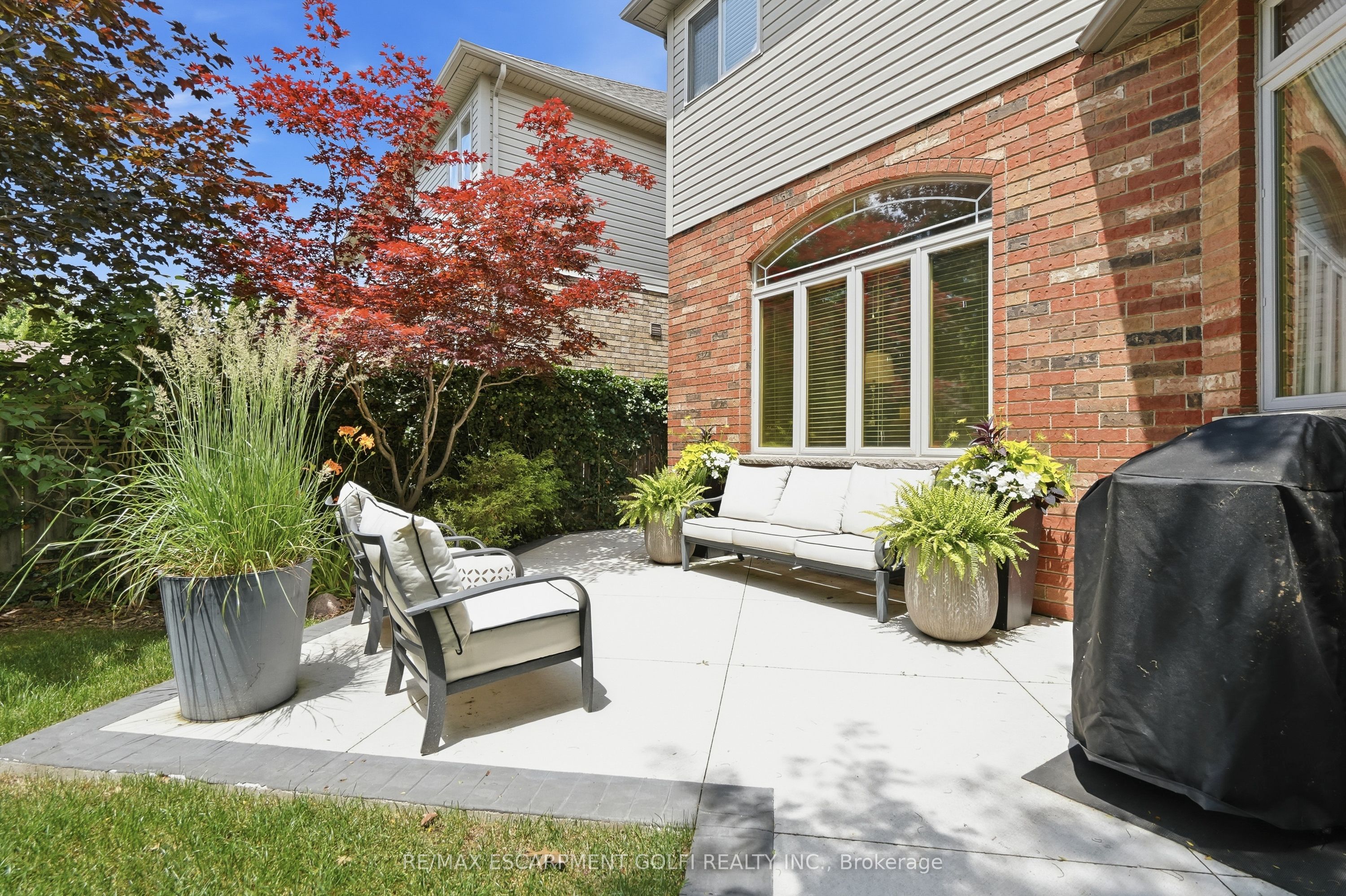 129 Magnificent Way Property Photo 39