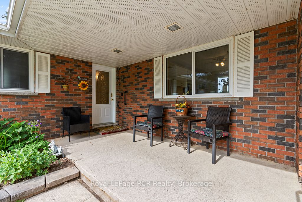 489 Ridge Road Property Photo 3