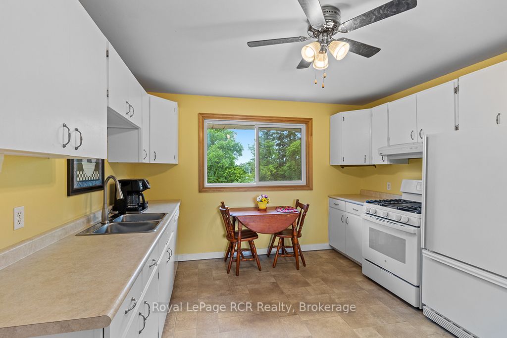 489 Ridge Road Property Photo 9
