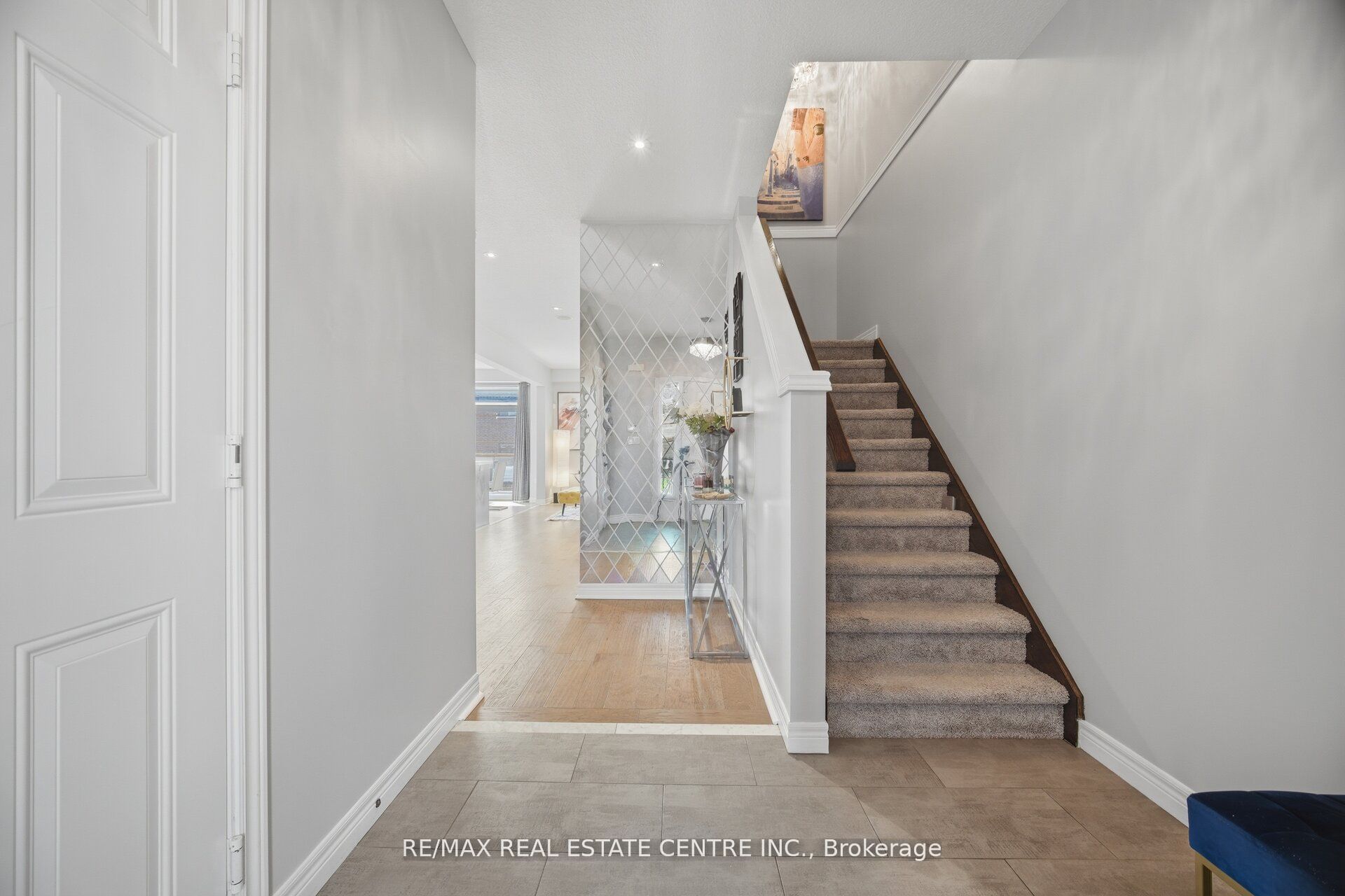 47 Festival Way Property Photo 6