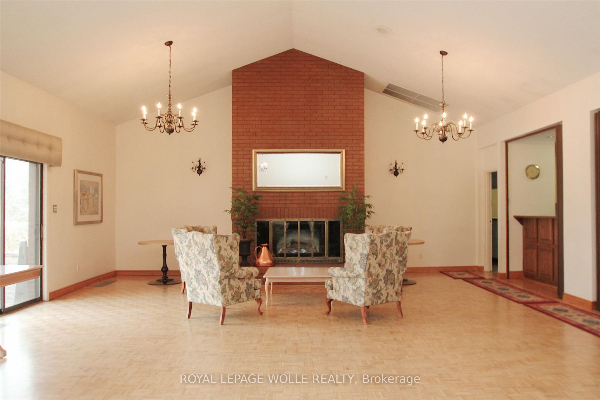 55 Blue Springs Drive 706 Property Photo 20