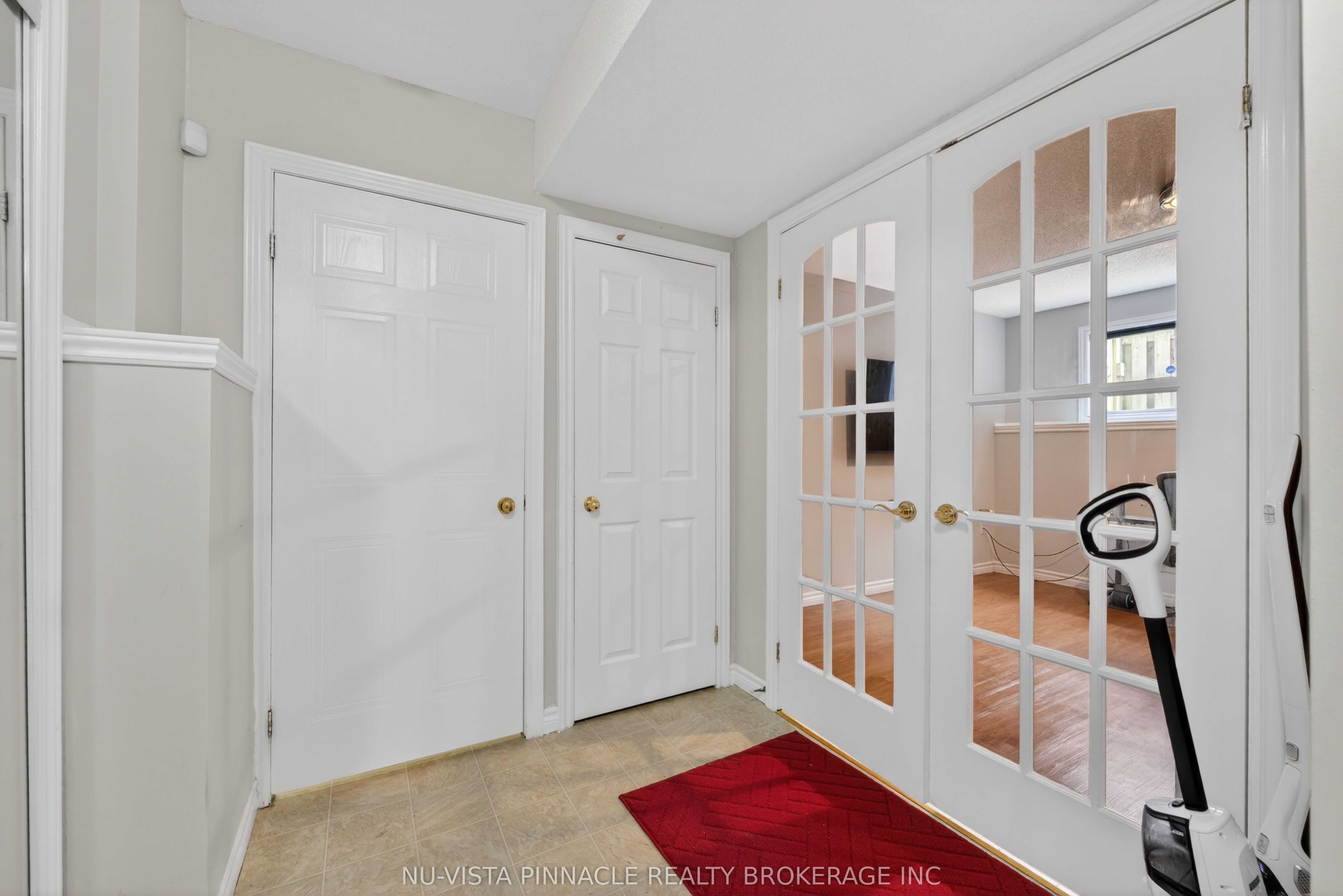 35 Joliet Street Property Photo 25