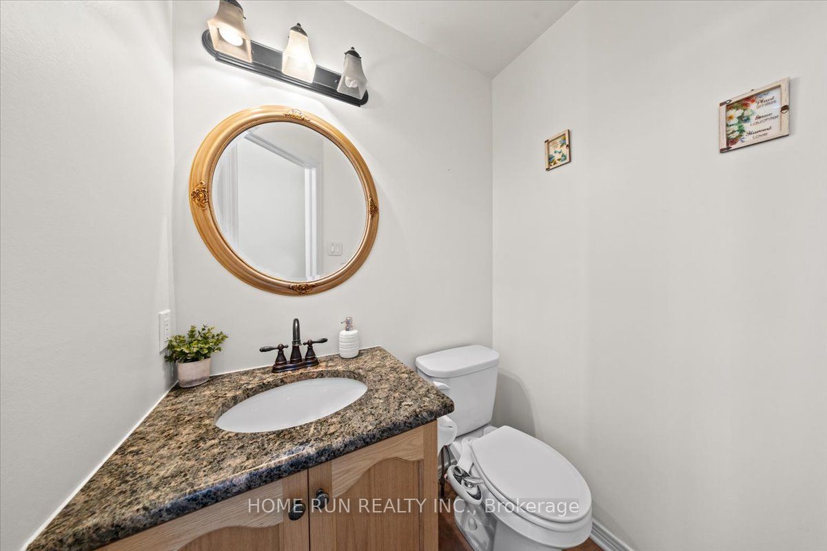 113 Gray Crescent Property Photo 4
