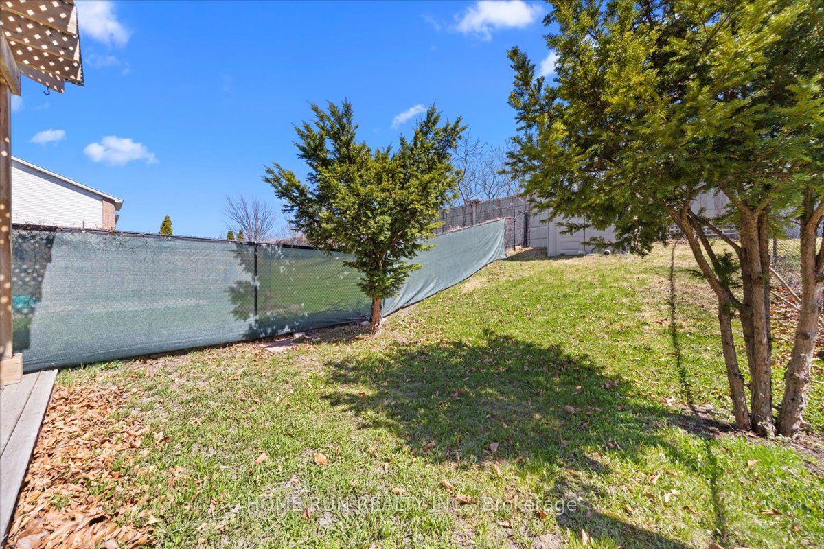 113 Gray Crescent Property Photo 32