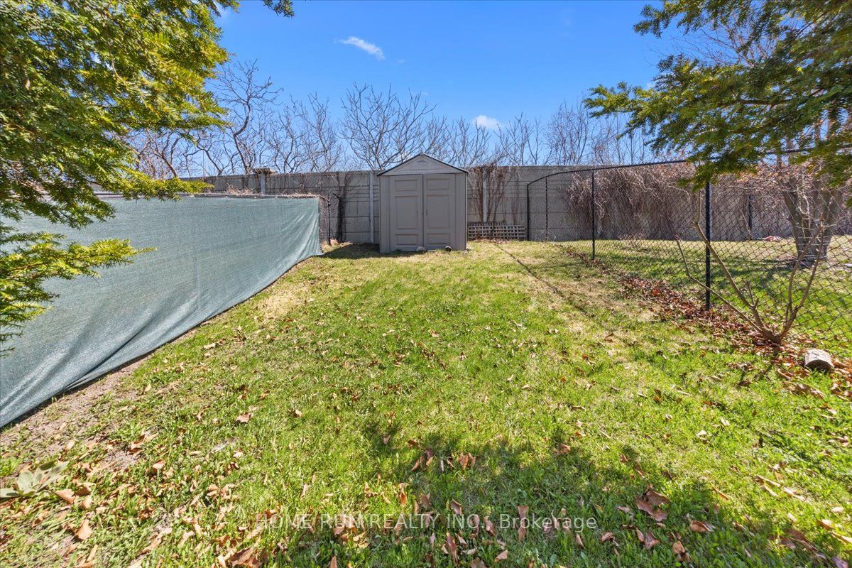 113 Gray Crescent Property Photo 35