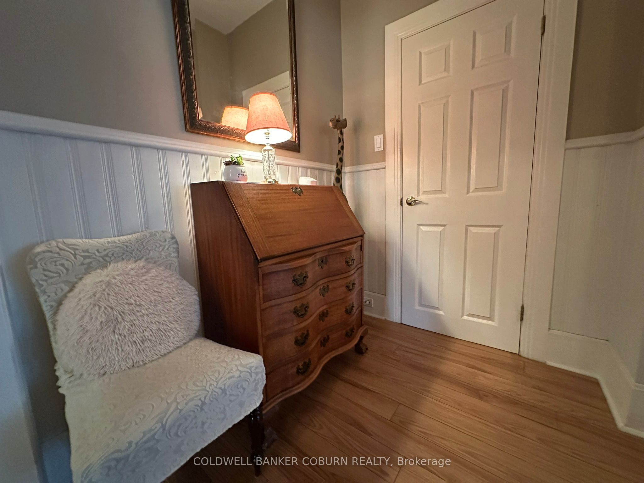 36 Brouse Drive E Property Photo 10