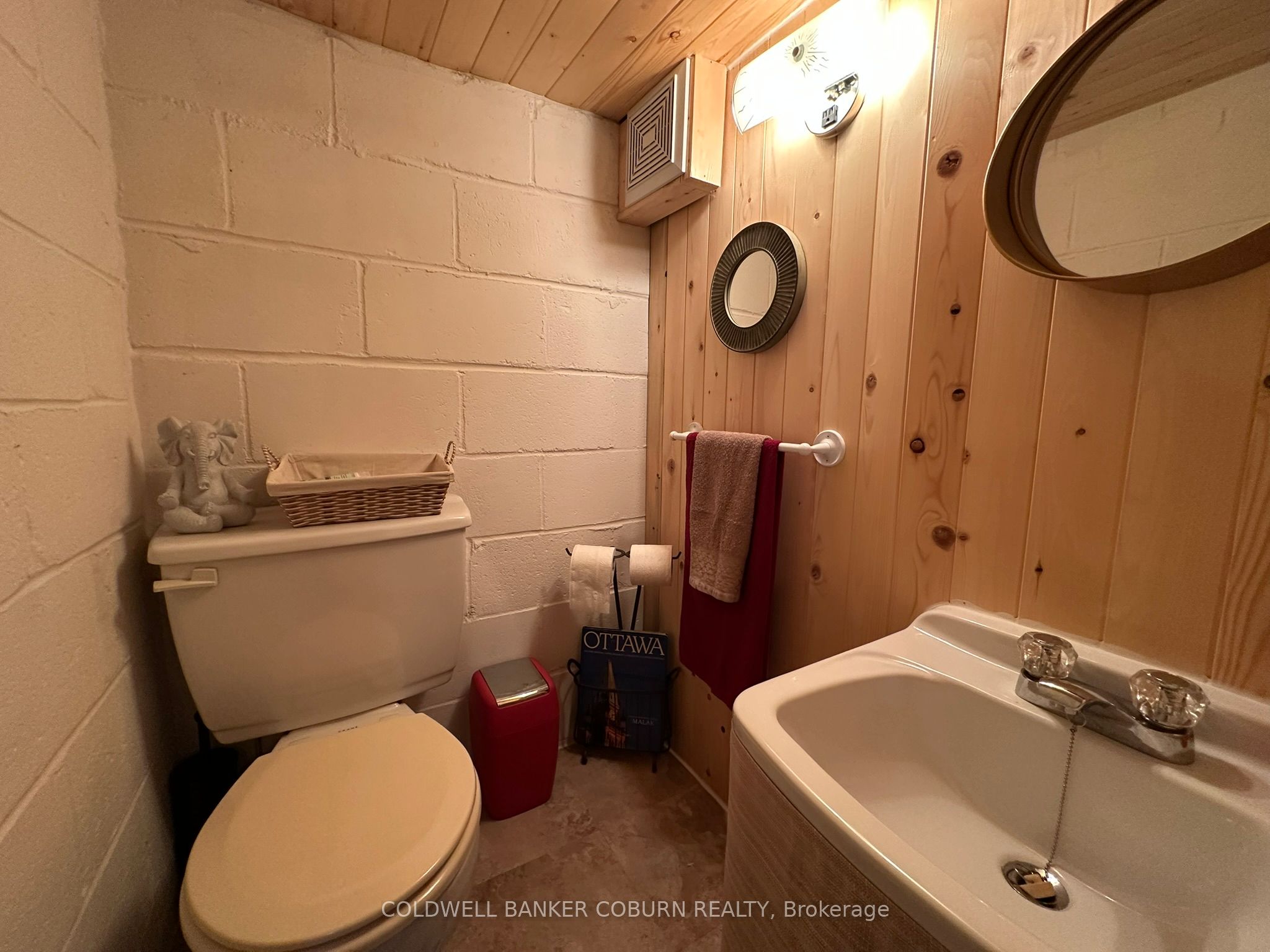 36 Brouse Drive E Property Photo 26