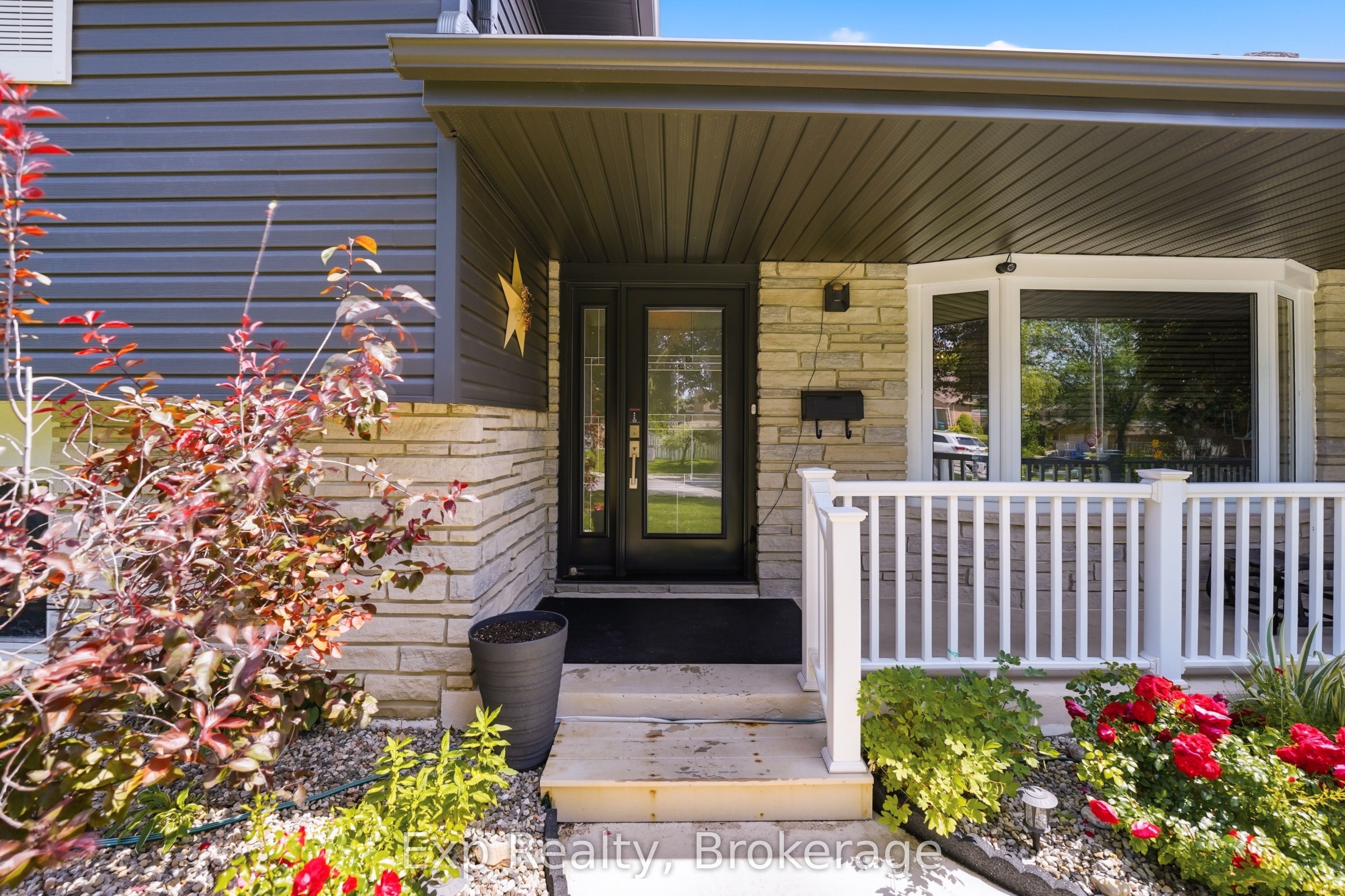 70 Tripp Boulevard Property Photo 5