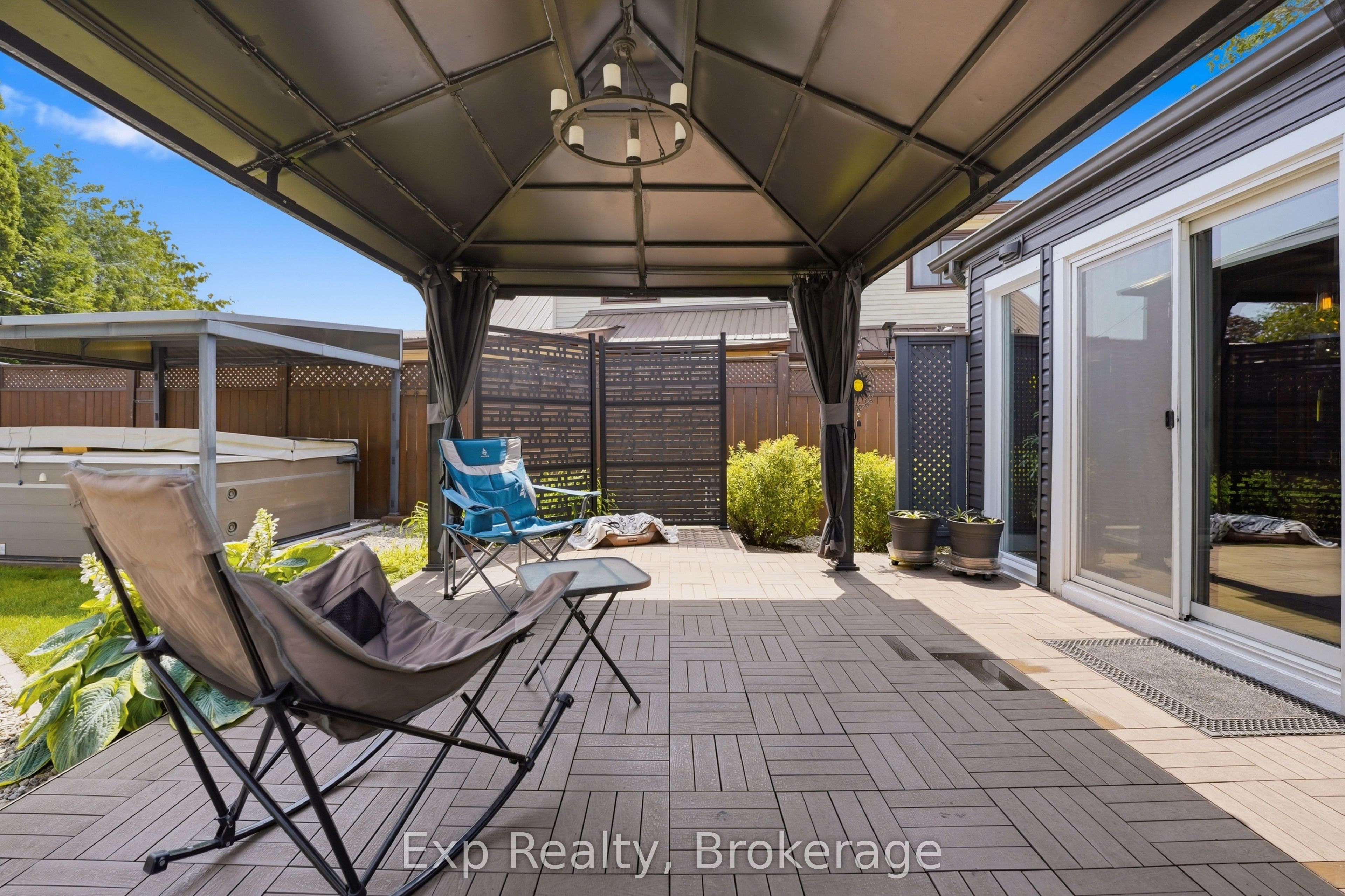 70 Tripp Boulevard Property Photo 32