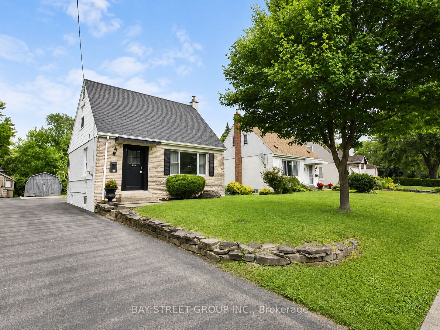 188 Haddon Avenue S Property Photo 1